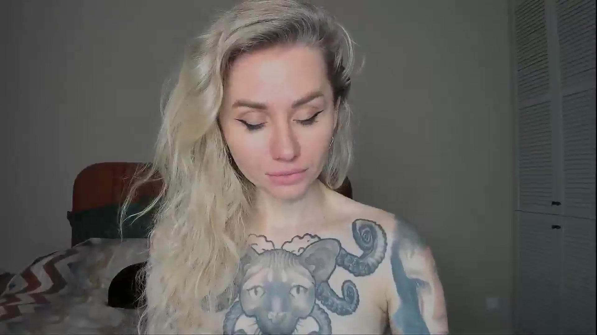 Gallery image thumbnail from Alexa_Smithhh's myfreecams stream on, 02/07/2025, 20:56 image 15 of 20
