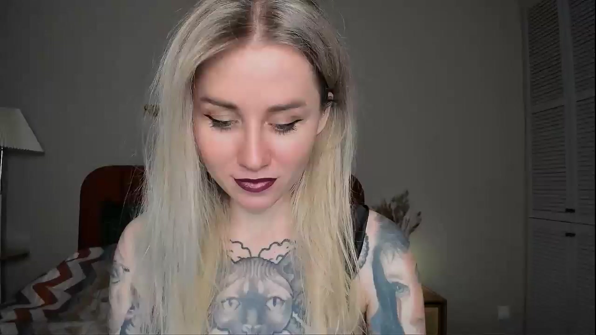 Gallery image thumbnail from Alexa_Smithhh's myfreecams stream on, 02/25/2025, 19:19 image 5 of 20