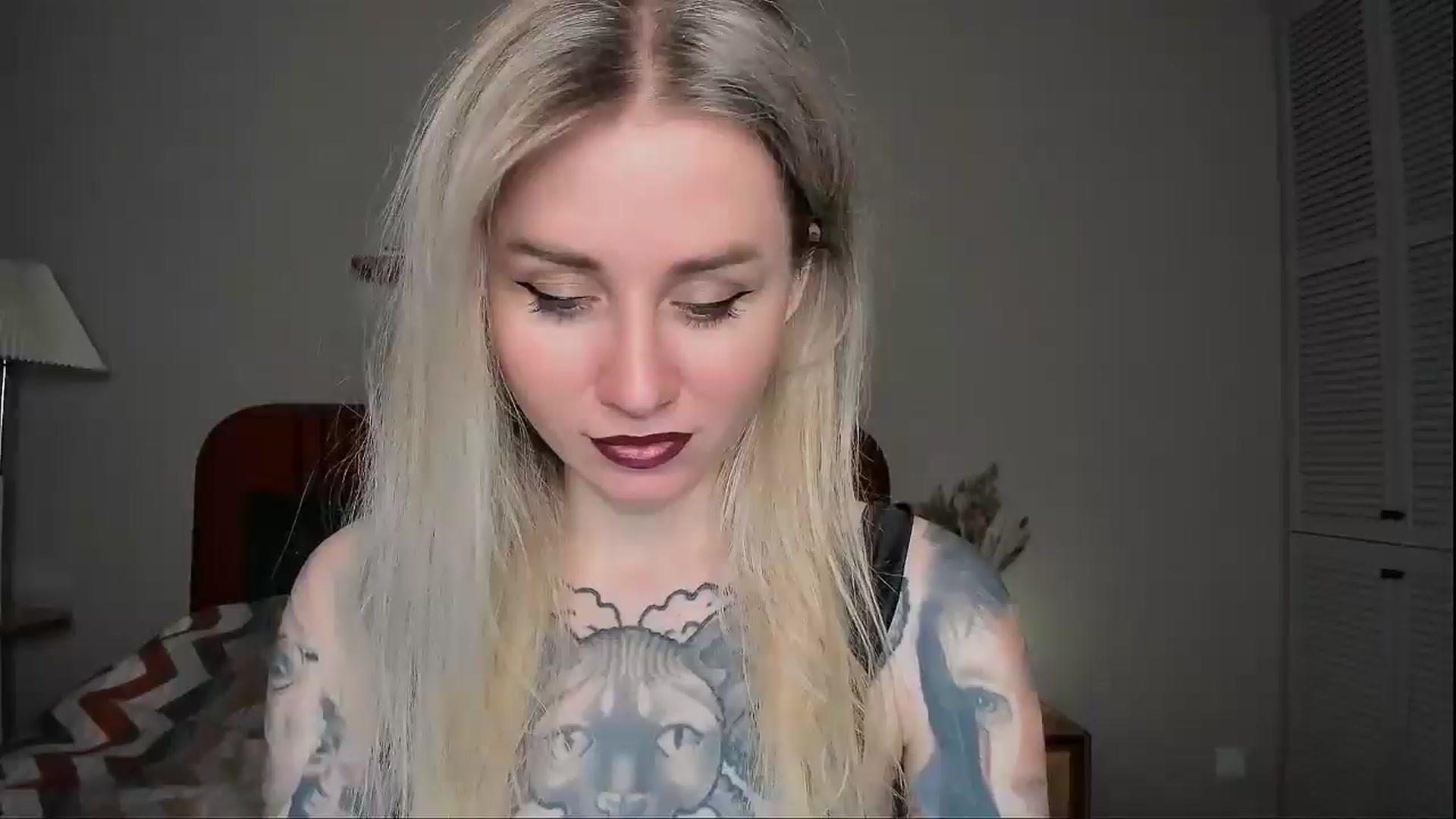 Gallery image thumbnail from Alexa_Smithhh's myfreecams stream on, 02/25/2025, 19:19 image 6 of 20