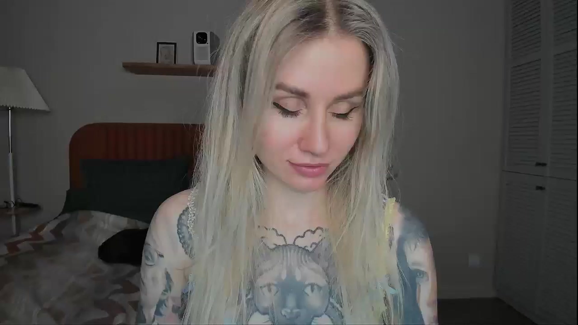 Gallery image thumbnail from Alexa_Smithhh's myfreecams stream on, 02/26/2025, 19:02 image 9 of 20