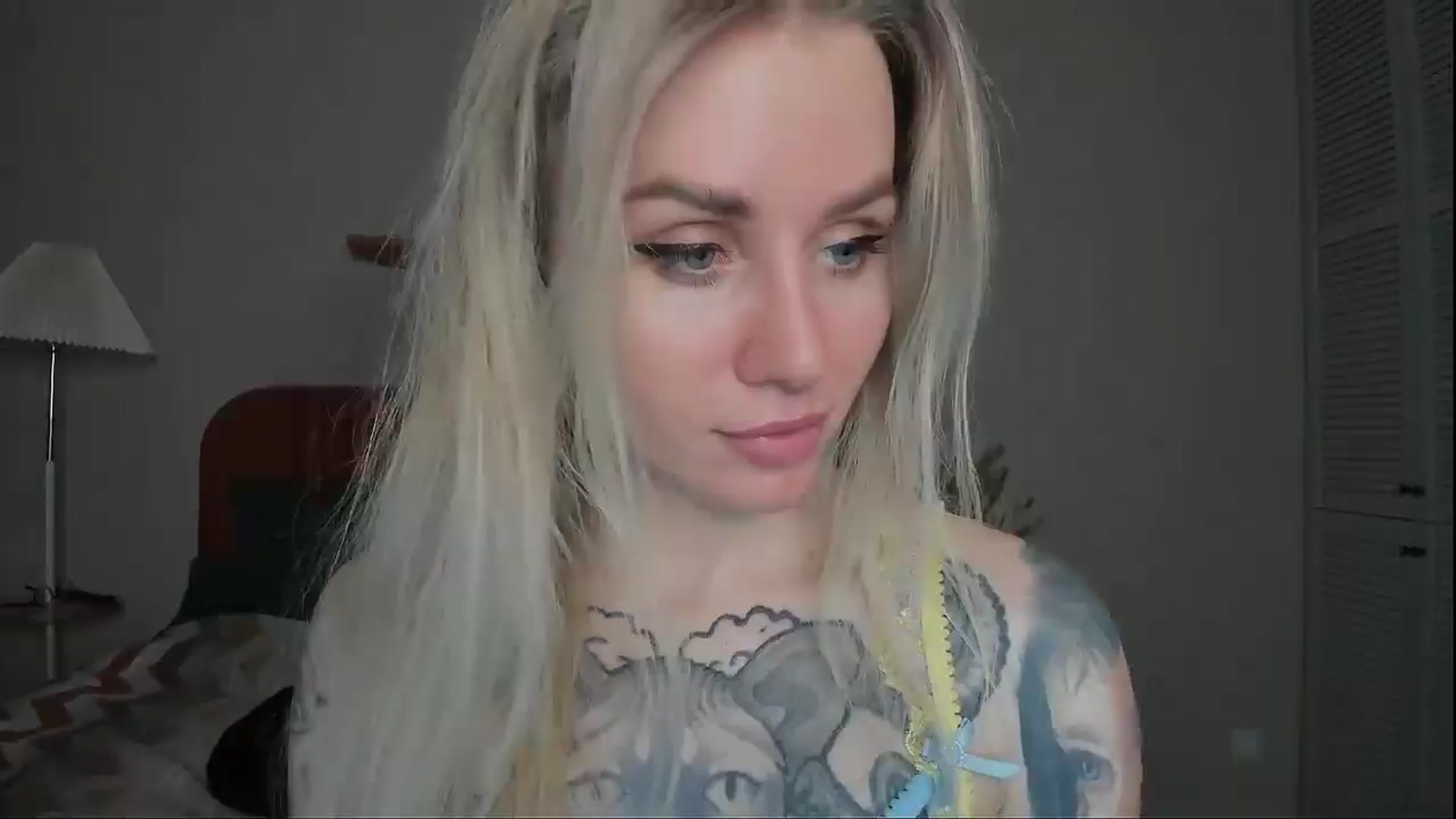 Gallery image thumbnail from Alexa_Smithhh's myfreecams stream on, 02/26/2025, 20:50 image 3 of 20
