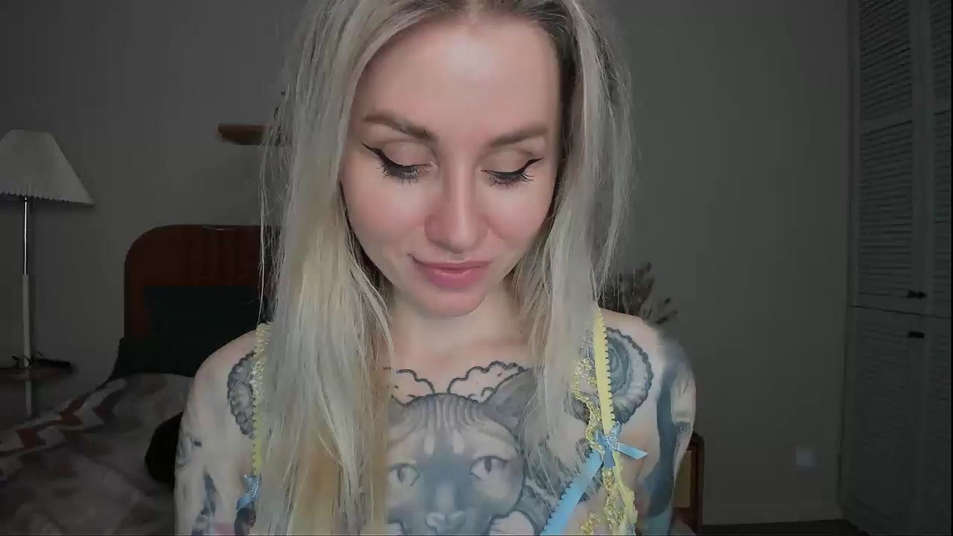 Gallery image thumbnail from Alexa_Smithhh's myfreecams stream on, 02/26/2025, 20:50 image 6 of 20