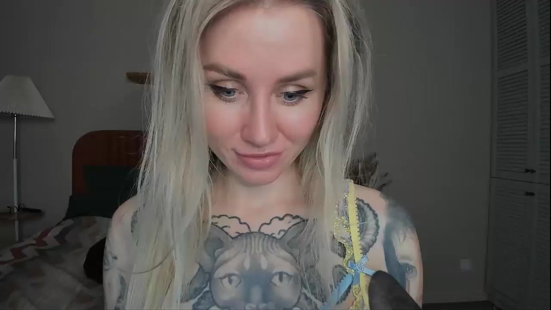 Gallery image thumbnail from Alexa_Smithhh's myfreecams stream on, 02/26/2025, 20:50 image 5 of 20