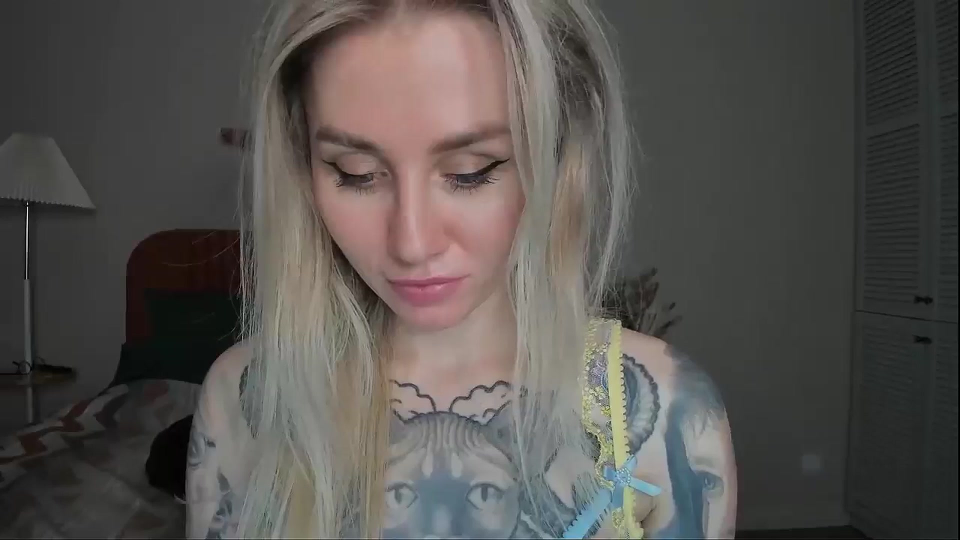 Gallery image thumbnail from Alexa_Smithhh's myfreecams stream on, 02/26/2025, 20:50 image 7 of 20