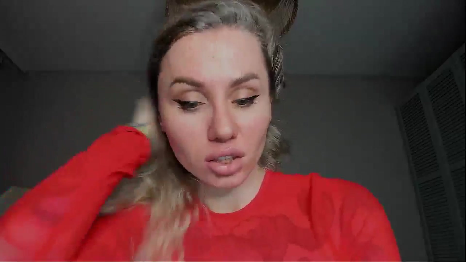 Gallery image thumbnail from Alexa_Smithhh's myfreecams stream on, 02/28/2025, 19:53 image 13 of 20