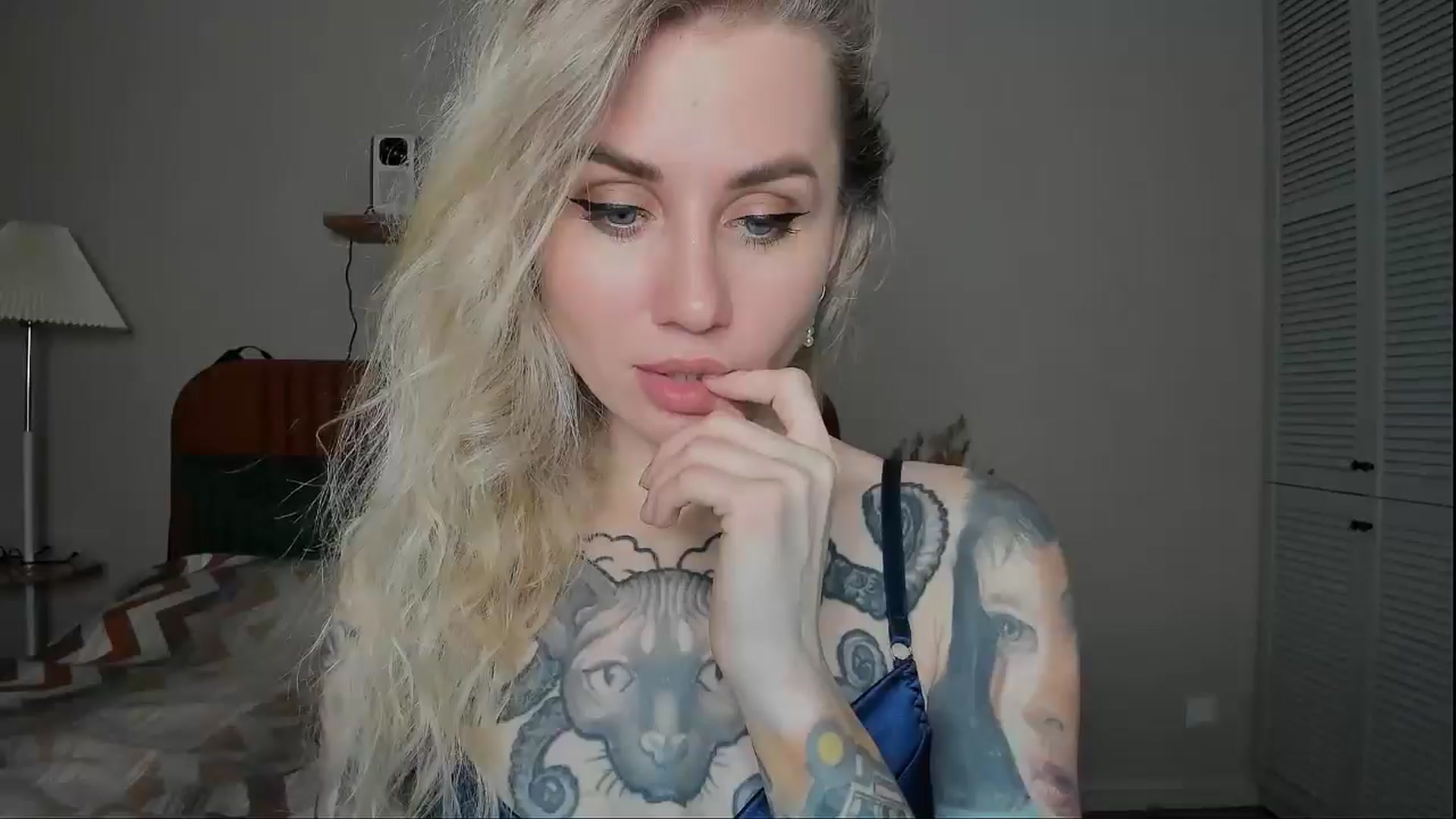 Gallery image thumbnail from Alexa_Smithhh's myfreecams stream on, 03/02/2025, 21:11 image 6 of 20