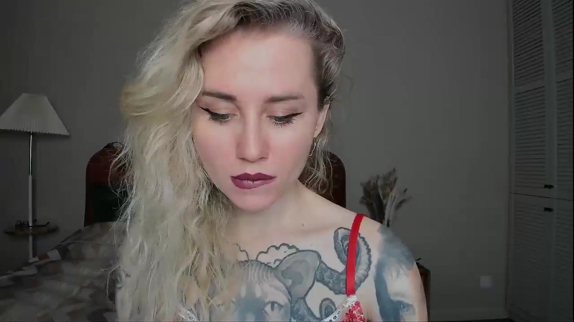 Gallery image thumbnail from Alexa_Smithhh's myfreecams stream on, 03/03/2025, 19:29 image 13 of 20