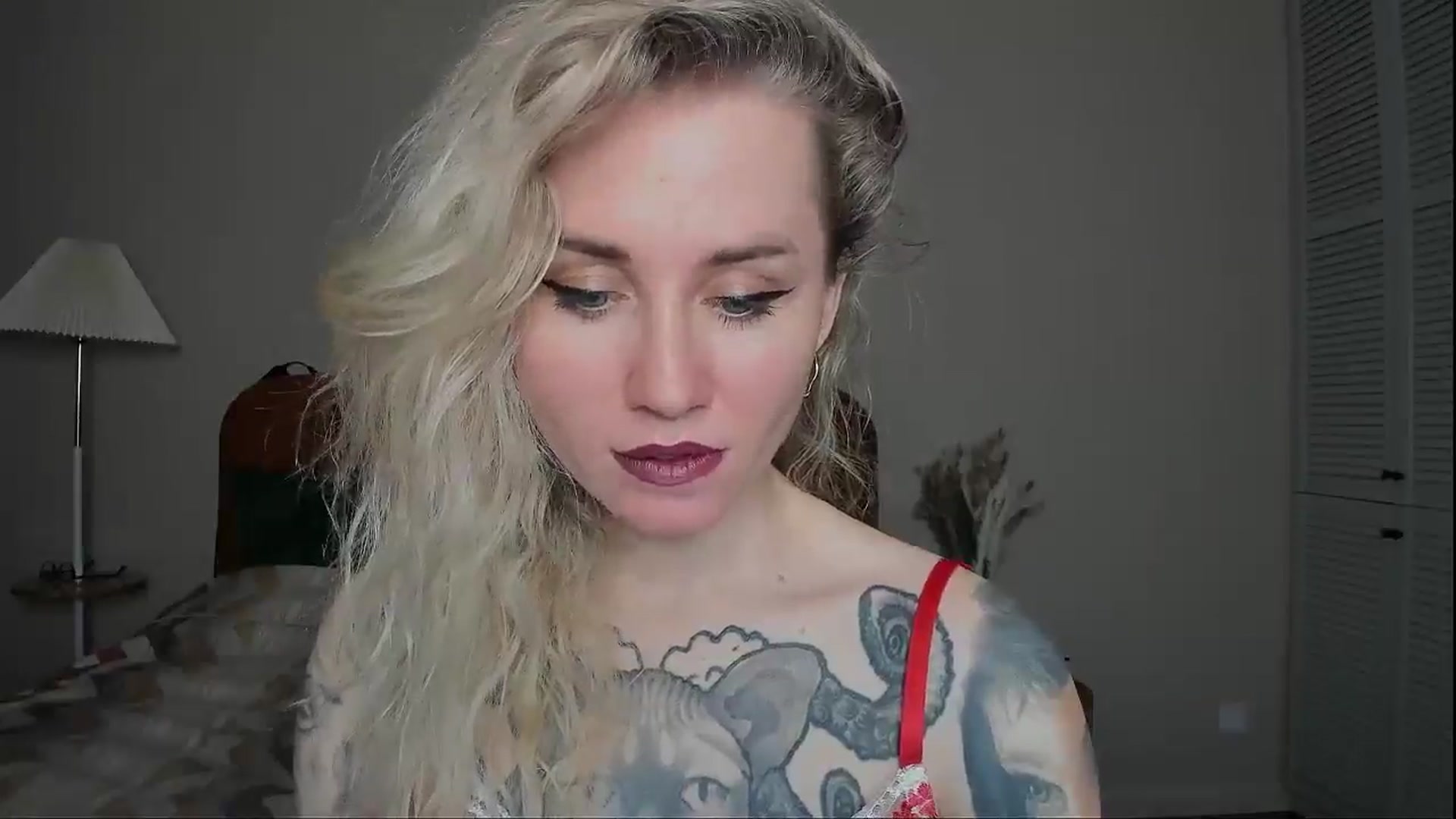 Gallery image thumbnail from Alexa_Smithhh's myfreecams stream on, 03/03/2025, 19:29 image 16 of 20