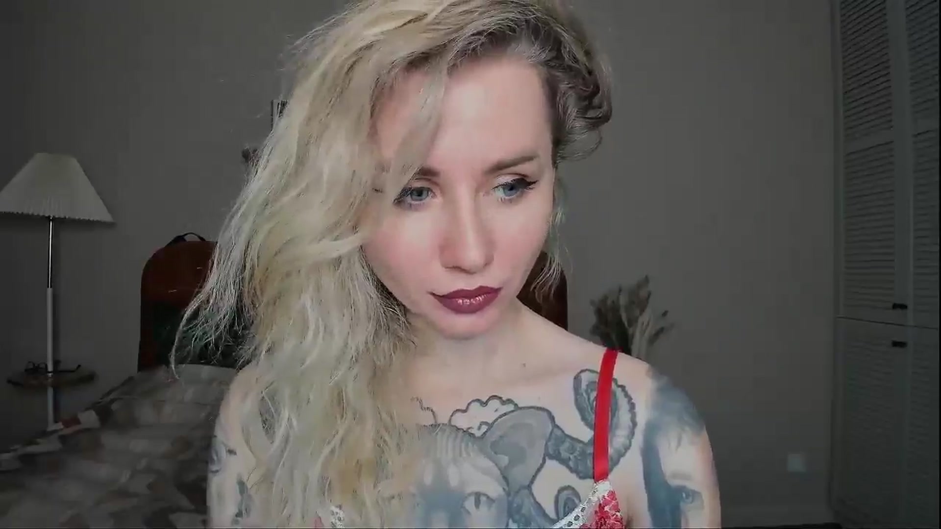 Gallery image thumbnail from Alexa_Smithhh's myfreecams stream on, 03/03/2025, 19:29 image 12 of 20
