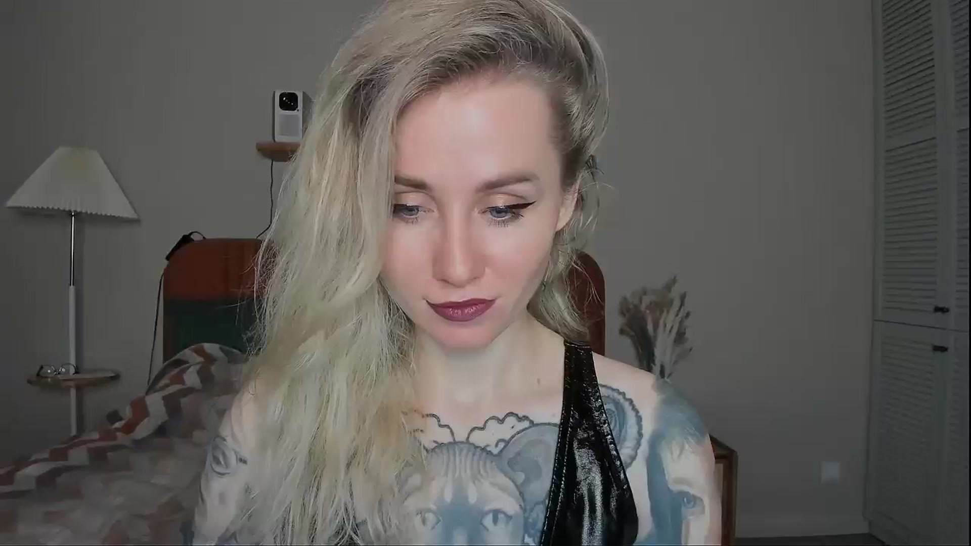 Gallery image thumbnail from Alexa_Smithhh's myfreecams stream on, 03/11/2025, 19:58 image 17 of 20