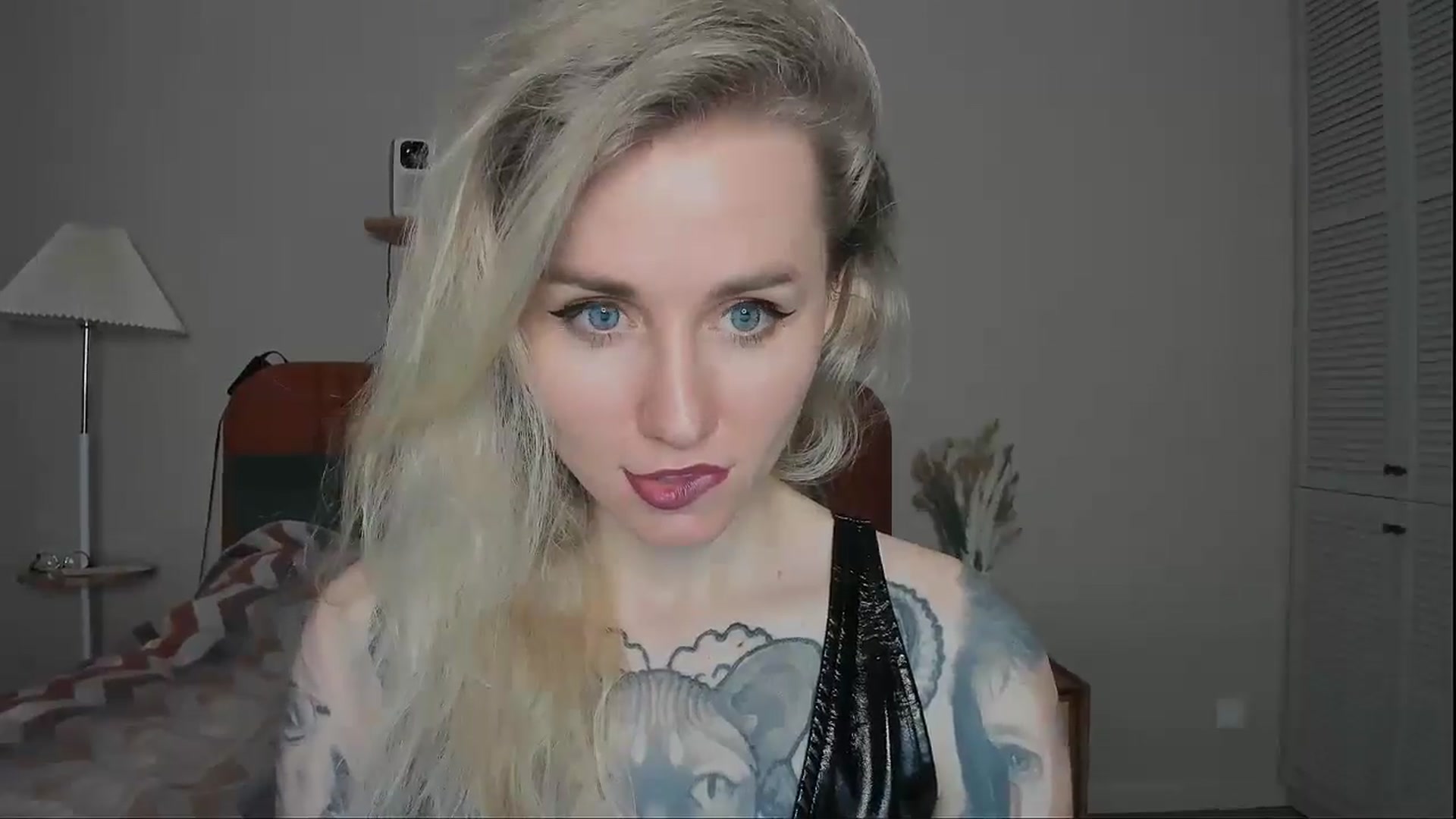 Gallery image thumbnail from Alexa_Smithhh's myfreecams stream on, 03/11/2025, 20:24 image 4 of 20