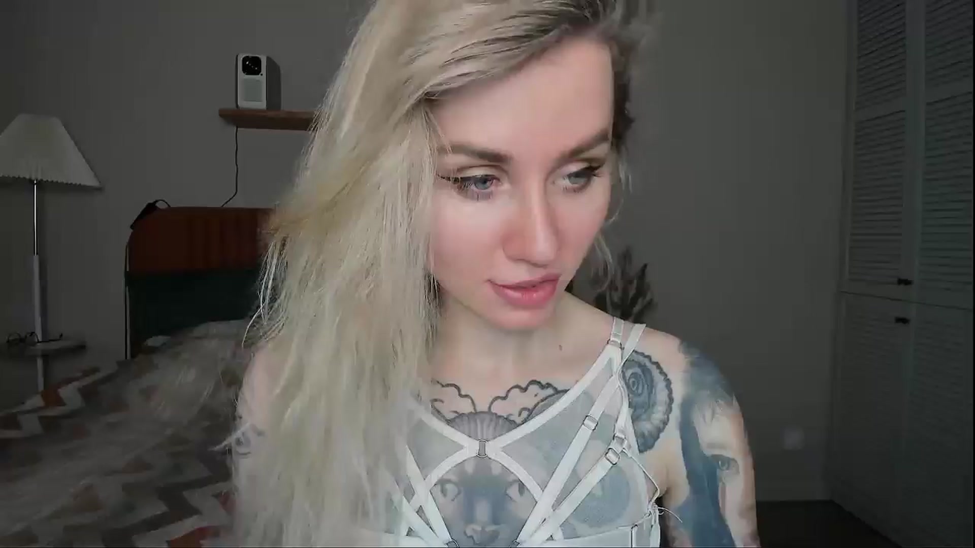 Gallery image thumbnail from Alexa_Smithhh's myfreecams stream on, 03/15/2025, 18:36 image 8 of 20