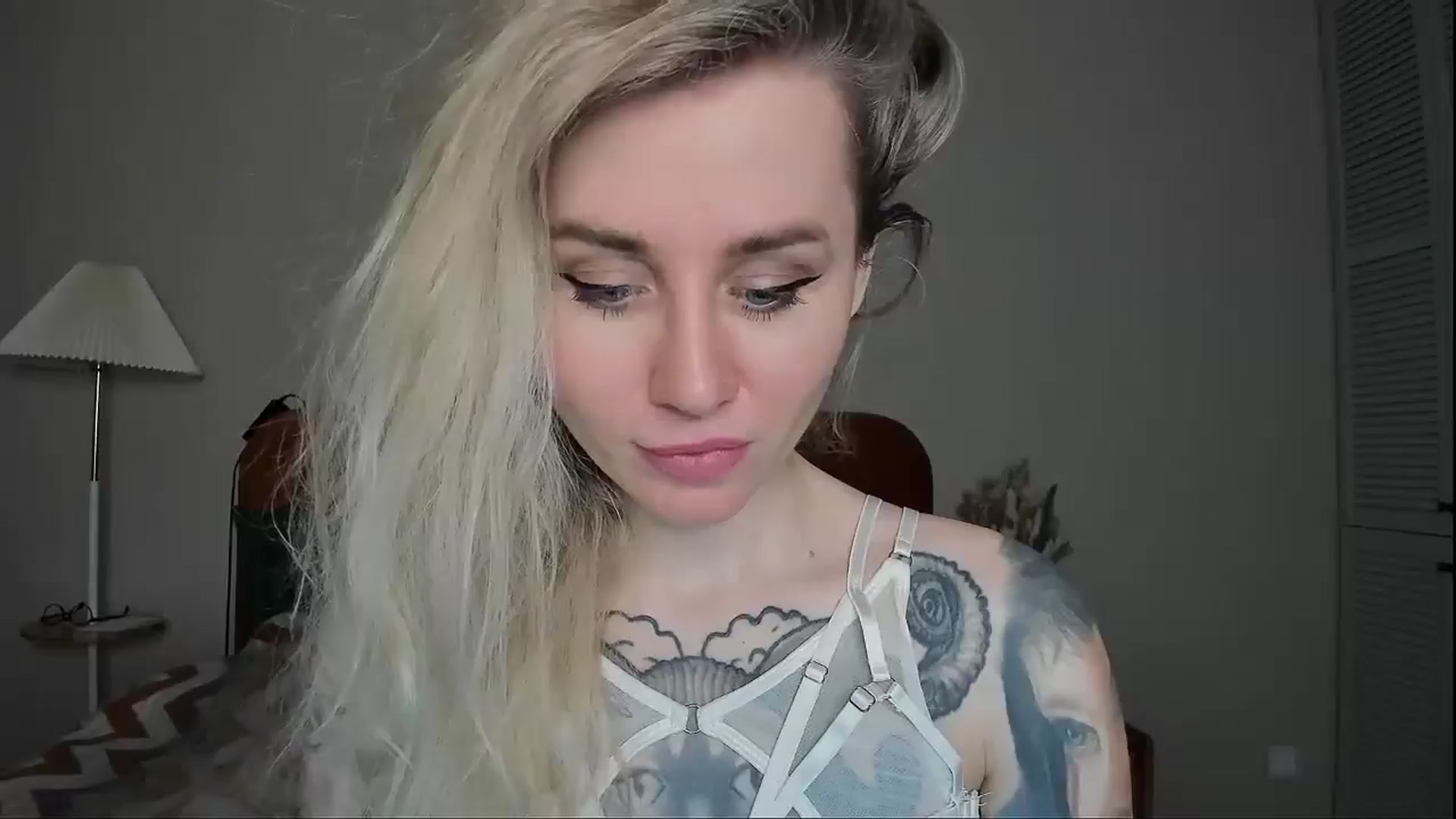 Gallery image thumbnail from Alexa_Smithhh's myfreecams stream on, 03/15/2025, 19:47 image 13 of 20