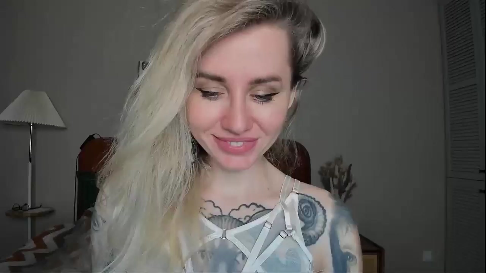 Gallery image thumbnail from Alexa_Smithhh's myfreecams stream on, 03/15/2025, 19:47 image 15 of 20