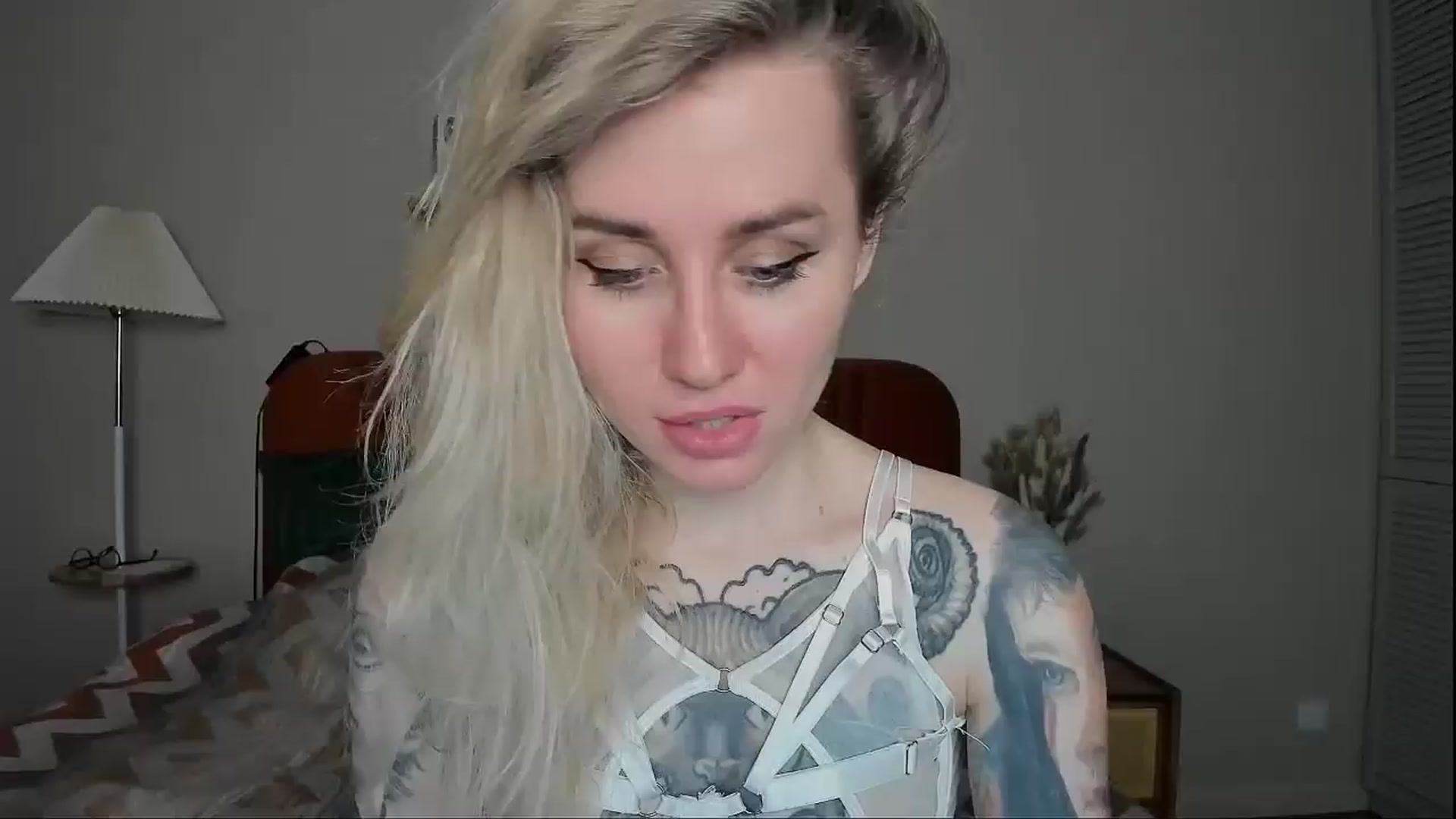 Gallery image thumbnail from Alexa_Smithhh's myfreecams stream on, 03/15/2025, 20:43 image 14 of 20