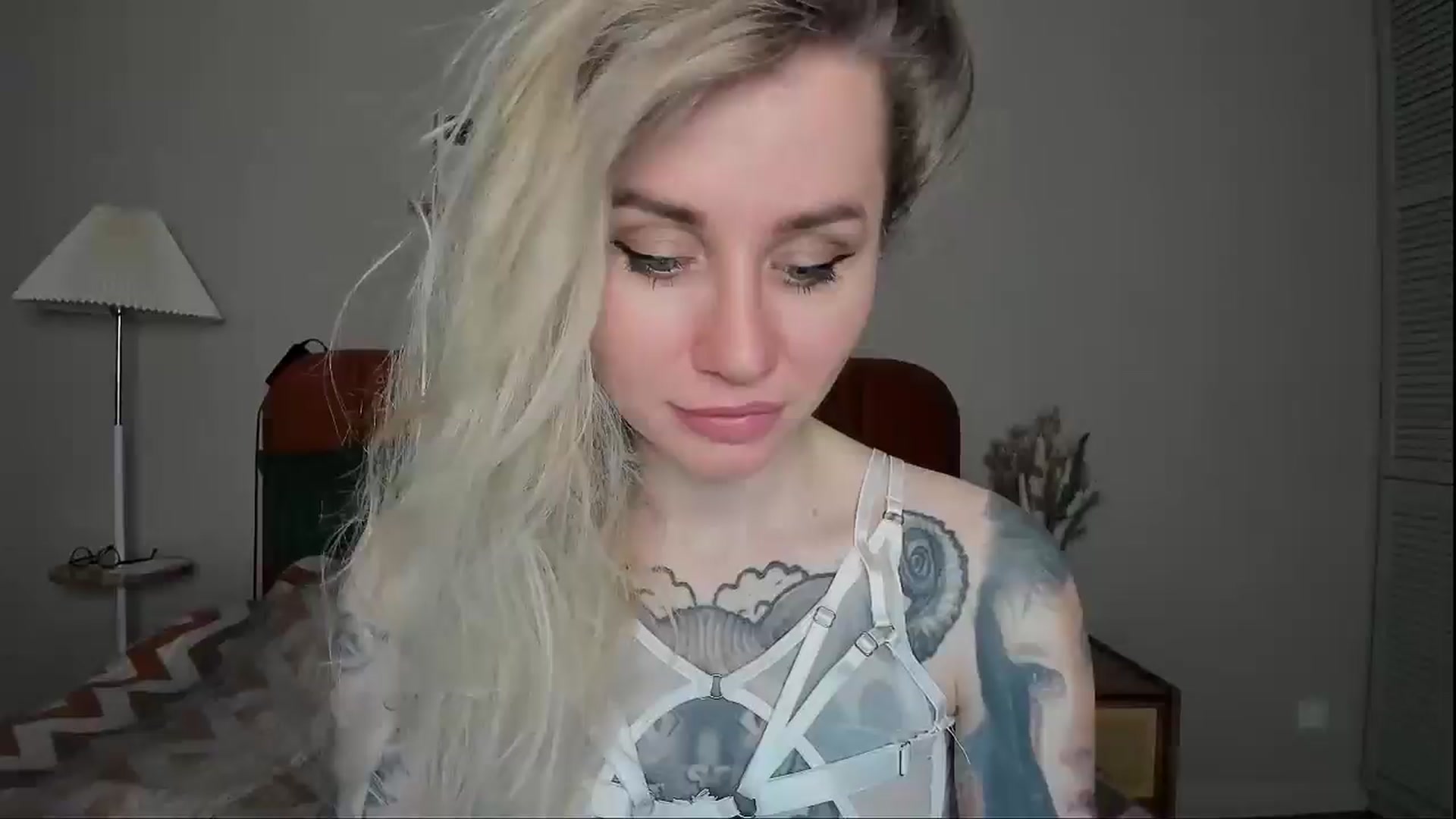 Gallery image thumbnail from Alexa_Smithhh's myfreecams stream on, 03/15/2025, 20:43 image 13 of 20