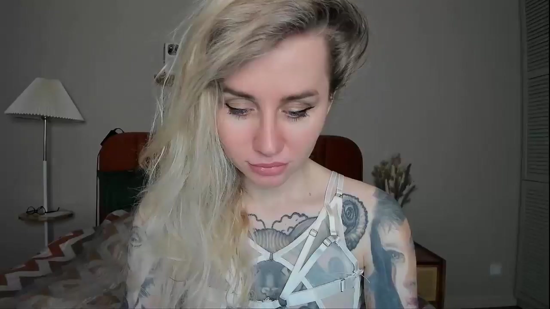 Gallery image thumbnail from Alexa_Smithhh's myfreecams stream on, 03/15/2025, 20:43 image 15 of 20