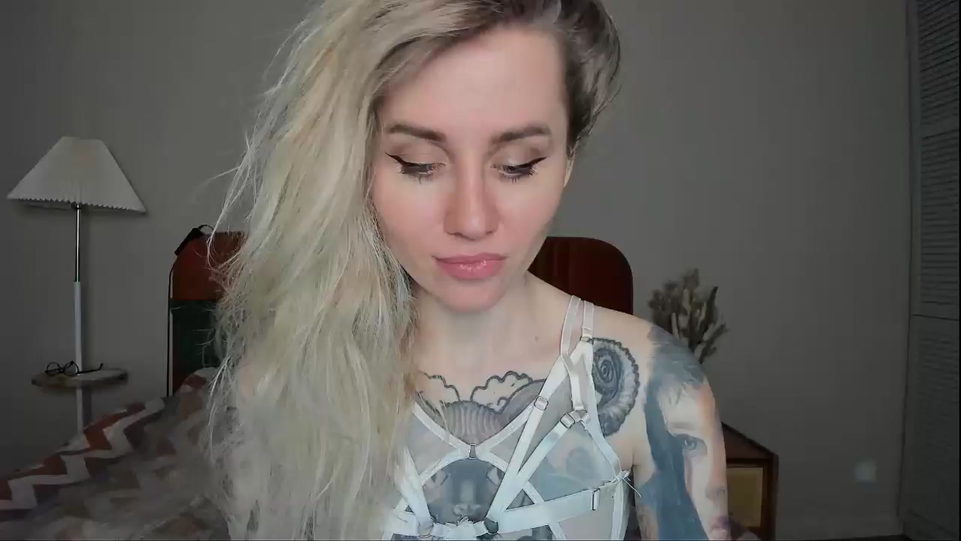 Gallery image thumbnail from Alexa_Smithhh's myfreecams stream on, 03/15/2025, 20:43 image 9 of 20