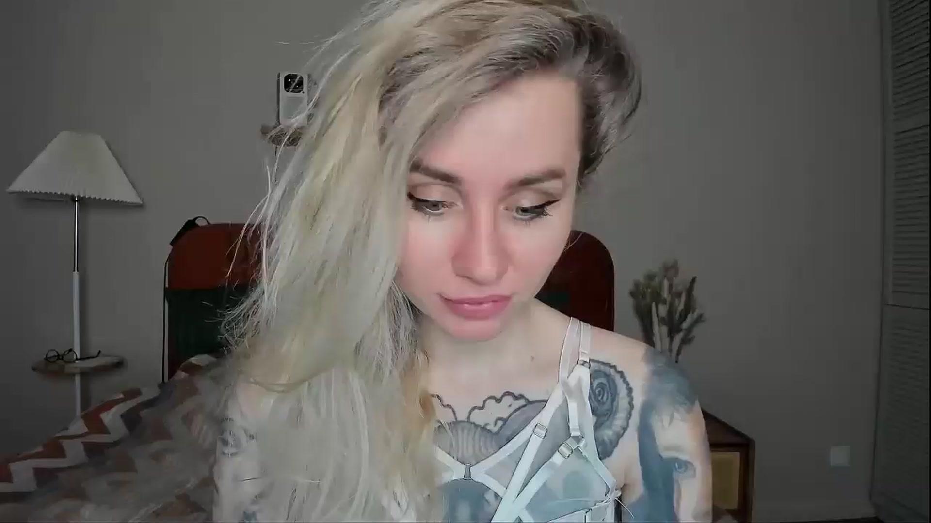 Gallery image thumbnail from Alexa_Smithhh's myfreecams stream on, 03/15/2025, 20:43 image 17 of 20