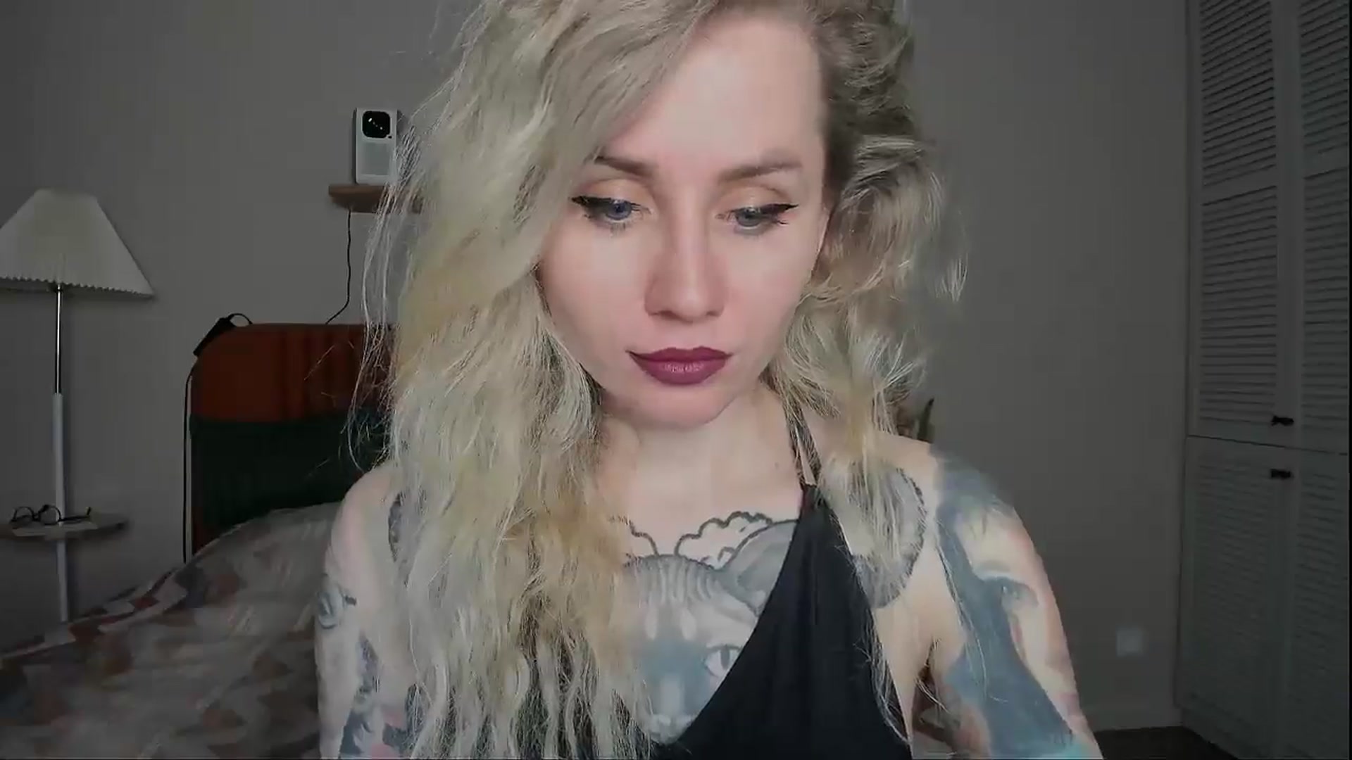 Gallery image thumbnail from Alexa_Smithhh's myfreecams stream on, 03/16/2025, 18:32 image 12 of 20