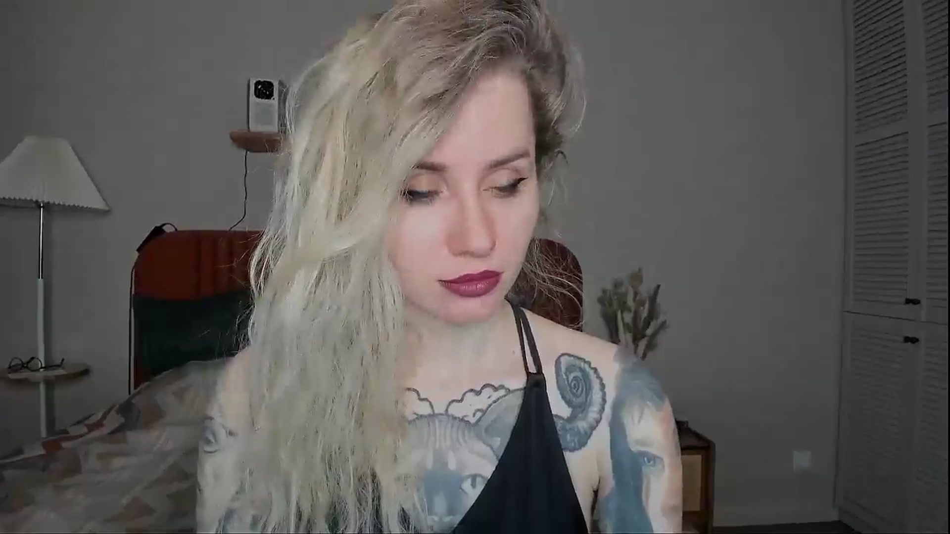 Gallery image thumbnail from Alexa_Smithhh's myfreecams stream on, 03/16/2025, 18:32 image 9 of 20