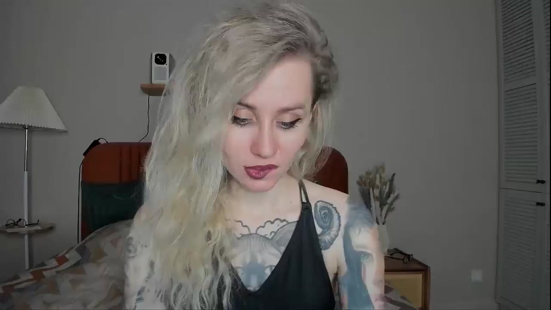 Gallery image thumbnail from Alexa_Smithhh's myfreecams stream on, 03/16/2025, 19:02 image 16 of 20