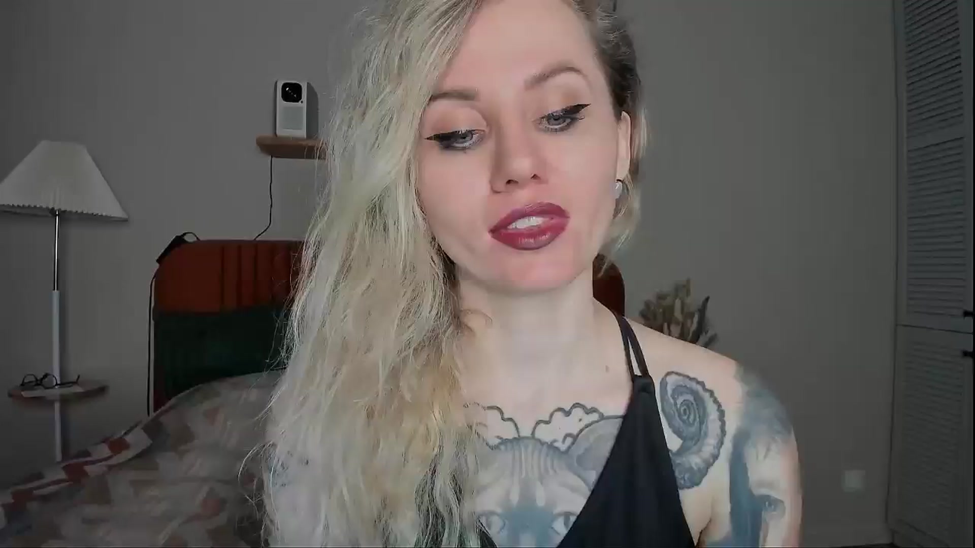 Gallery image thumbnail from Alexa_Smithhh's myfreecams stream on, 03/16/2025, 19:02 image 3 of 20