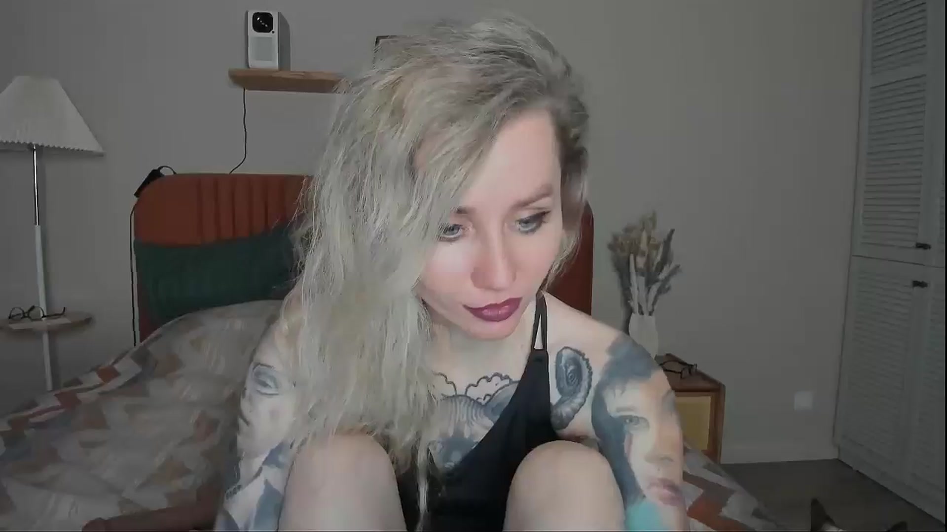 Gallery image thumbnail from Alexa_Smithhh's myfreecams stream on, 03/16/2025, 19:02 image 6 of 20