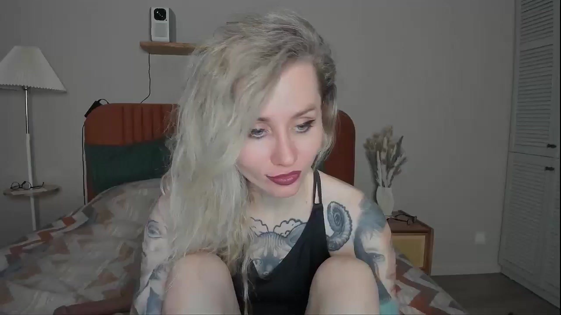 Gallery image thumbnail from Alexa_Smithhh's myfreecams stream on, 03/16/2025, 19:02 image 5 of 20