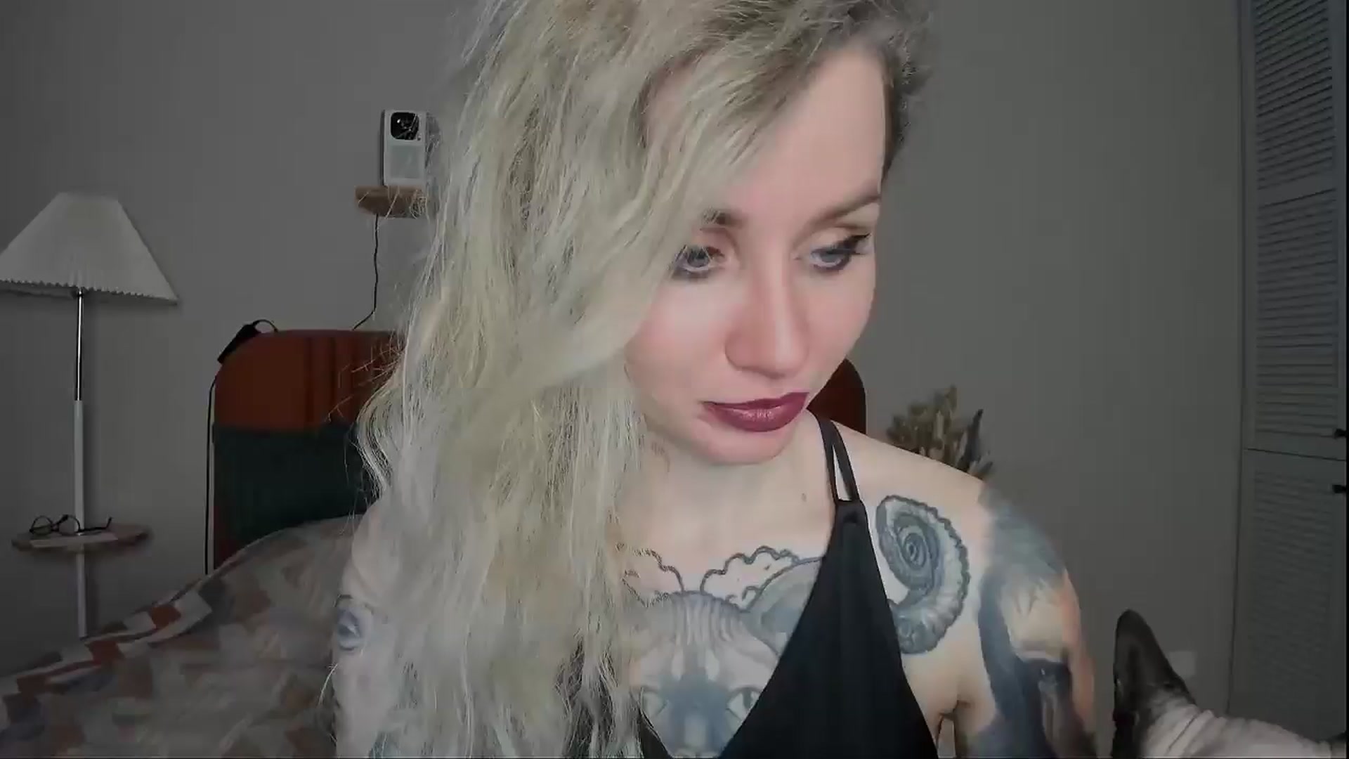 Gallery image thumbnail from Alexa_Smithhh's myfreecams stream on, 03/16/2025, 19:02 image 2 of 20