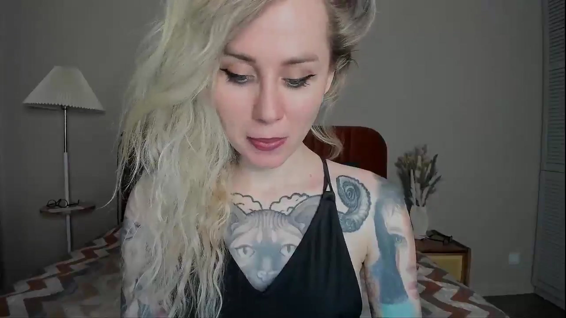 Gallery image thumbnail from Alexa_Smithhh's myfreecams stream on, 03/16/2025, 20:47 image 5 of 20