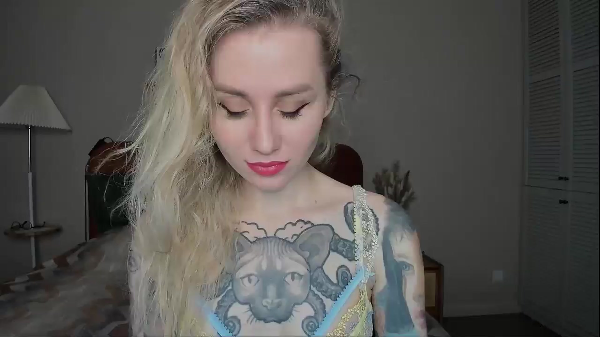 Gallery image thumbnail from Alexa_Smithhh's myfreecams stream on, 03/17/2025, 18:04 image 5 of 20