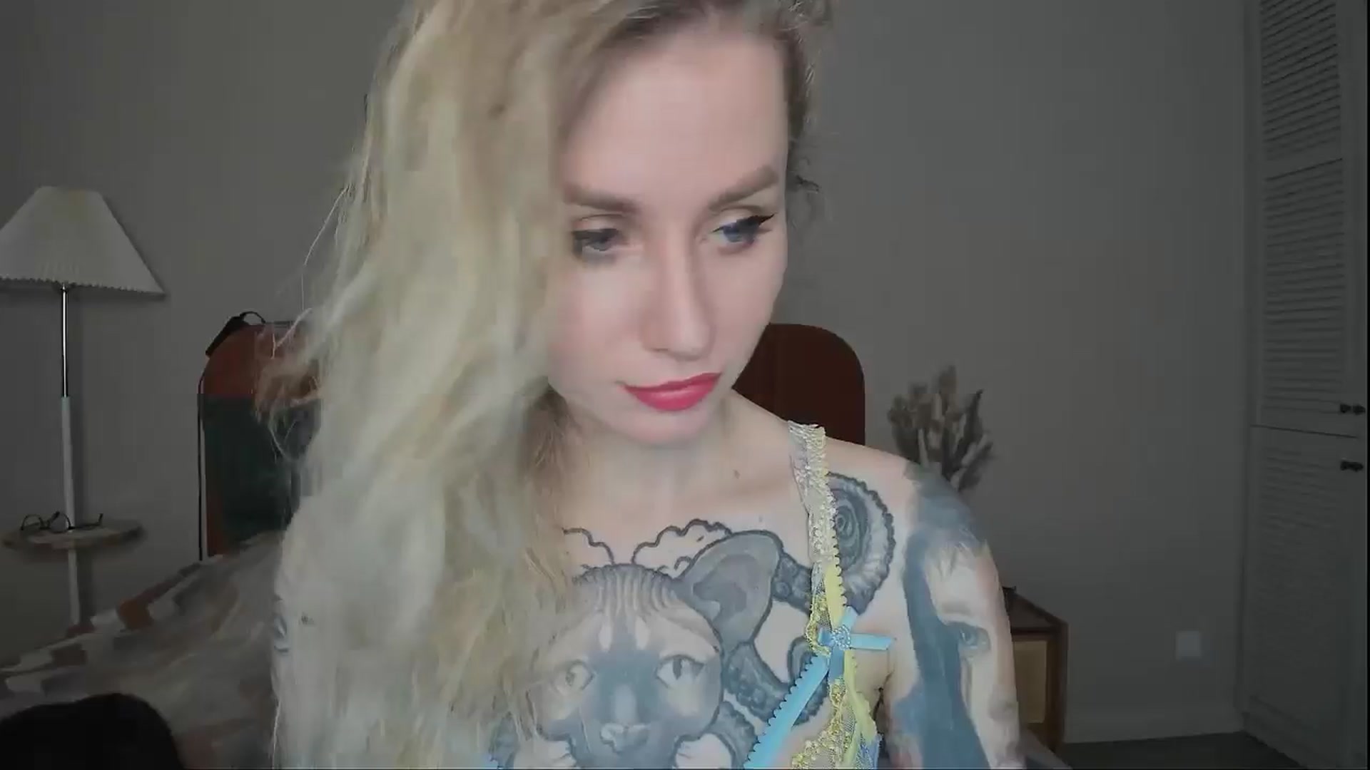 Gallery image thumbnail from Alexa_Smithhh's myfreecams stream on, 03/17/2025, 18:04 image 16 of 20