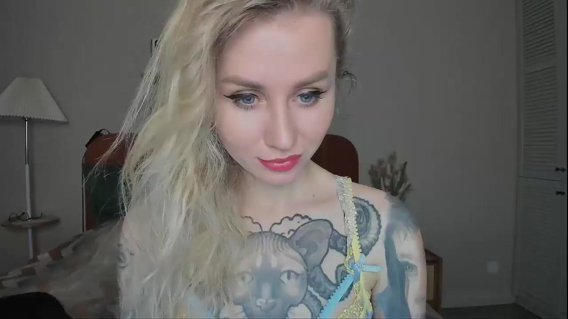Gallery image thumbnail from Alexa_Smithhh's myfreecams stream on, 03/17/2025, 18:04 image 18 of 20
