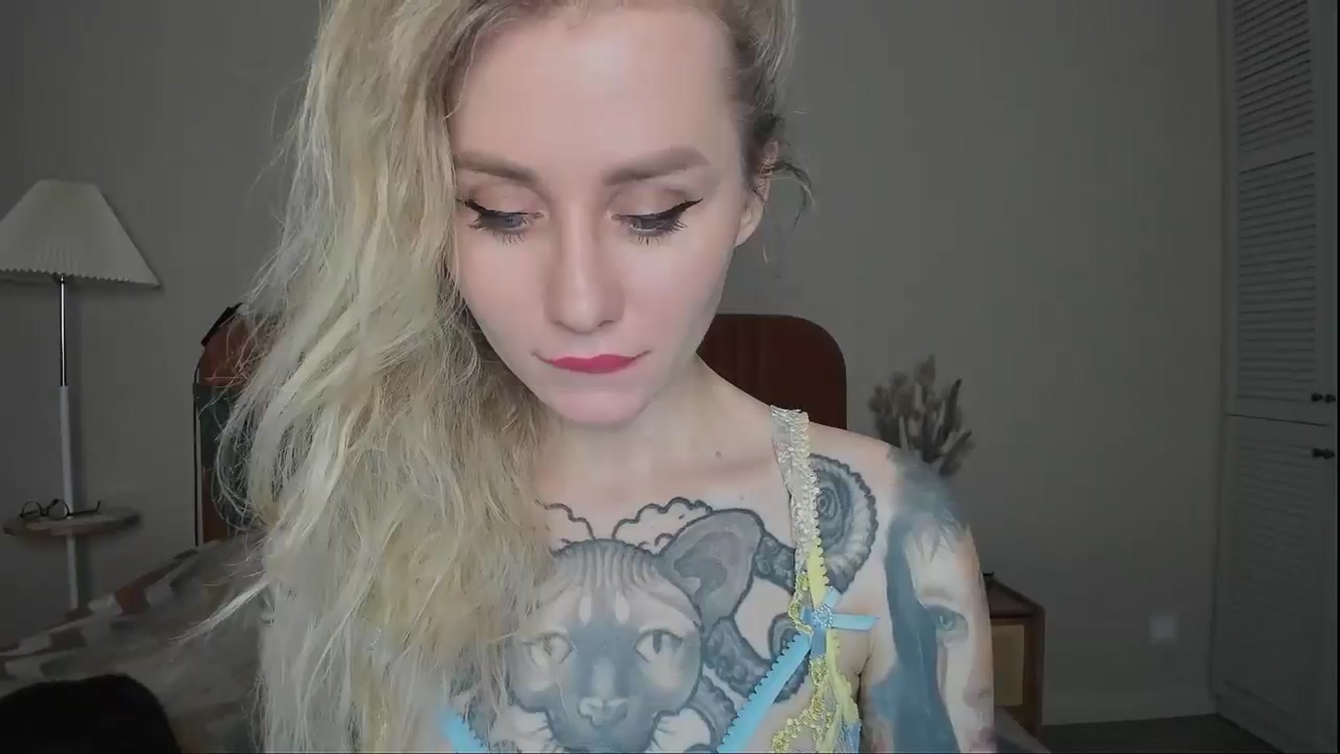 Gallery image thumbnail from Alexa_Smithhh's myfreecams stream on, 03/17/2025, 18:04 image 14 of 20