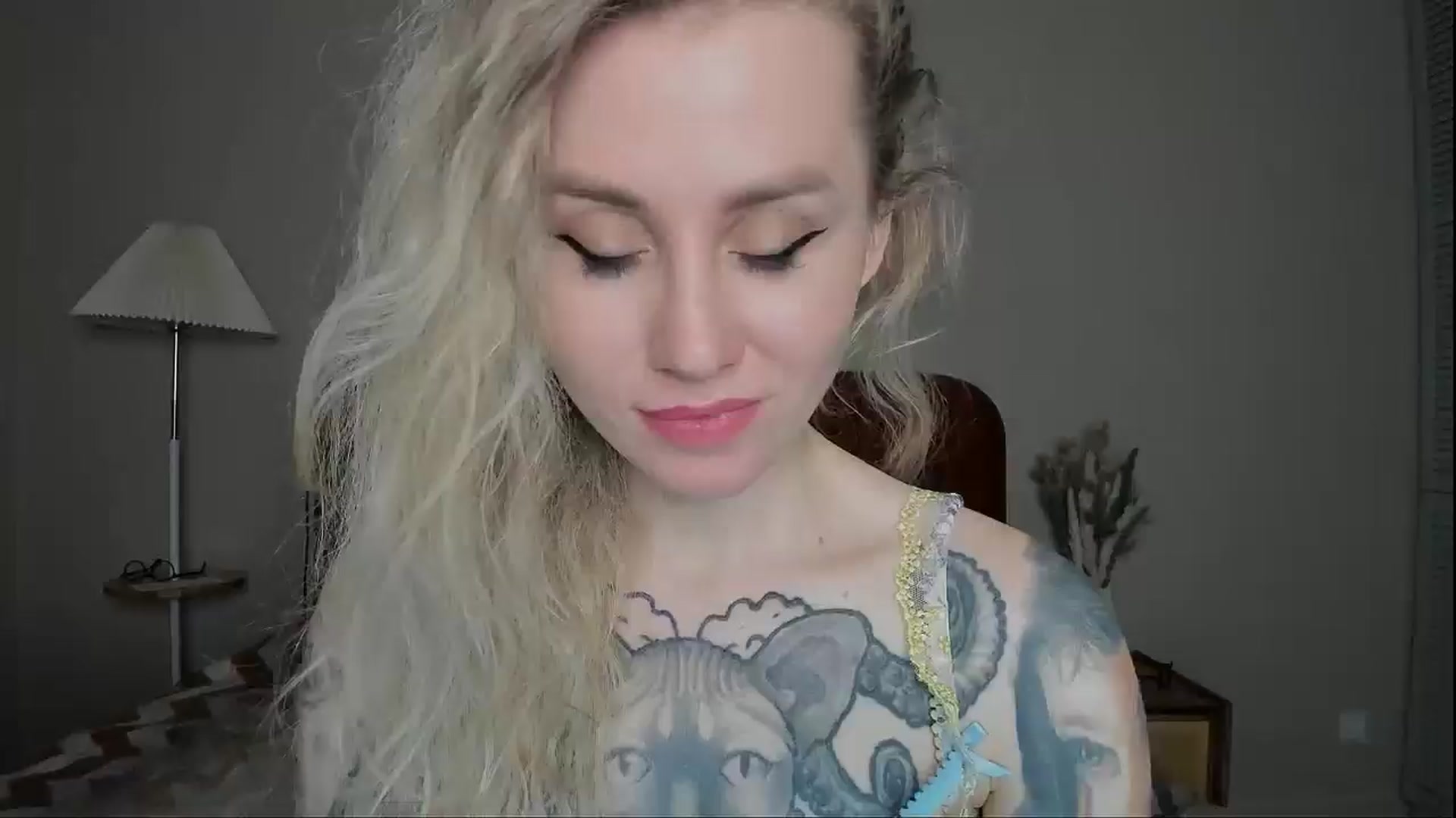Gallery image thumbnail from Alexa_Smithhh's myfreecams stream on, 03/17/2025, 20:01 image 8 of 20