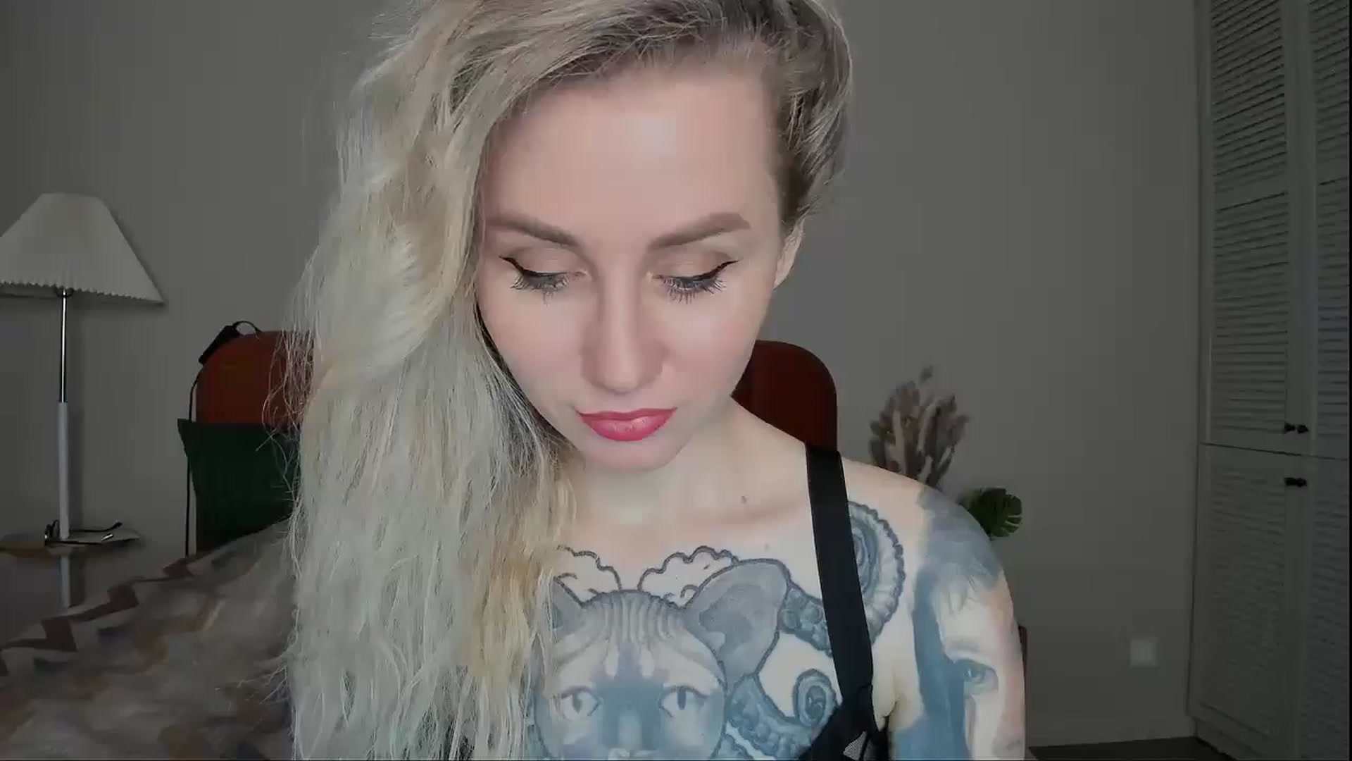Gallery image thumbnail from Alexa_Smithhh's myfreecams stream on, 03/20/2025, 18:01 image 18 of 20
