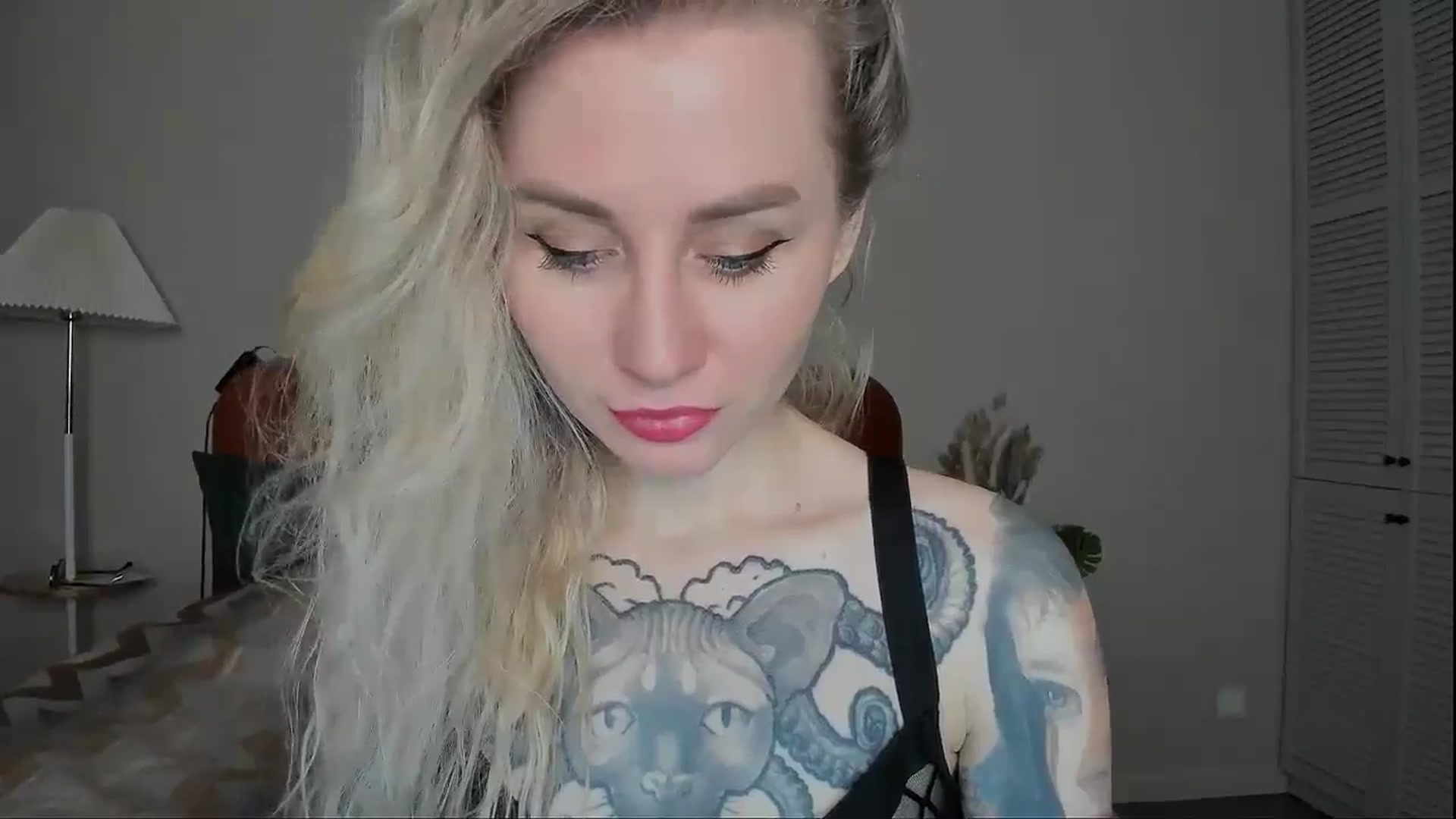Gallery image thumbnail from Alexa_Smithhh's myfreecams stream on, 03/20/2025, 18:01 image 15 of 20