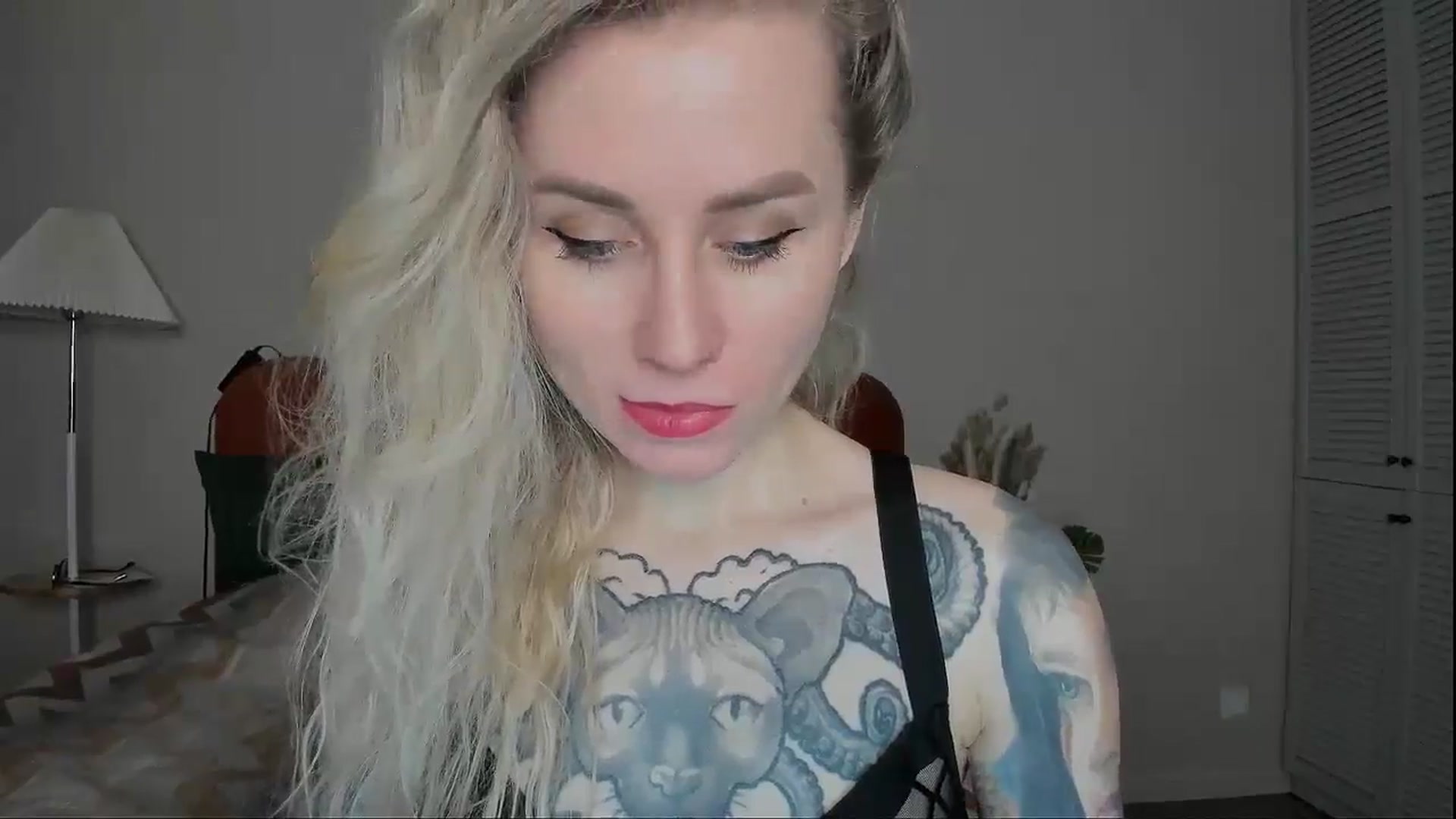 Gallery image thumbnail from Alexa_Smithhh's myfreecams stream on, 03/20/2025, 18:01 image 14 of 20