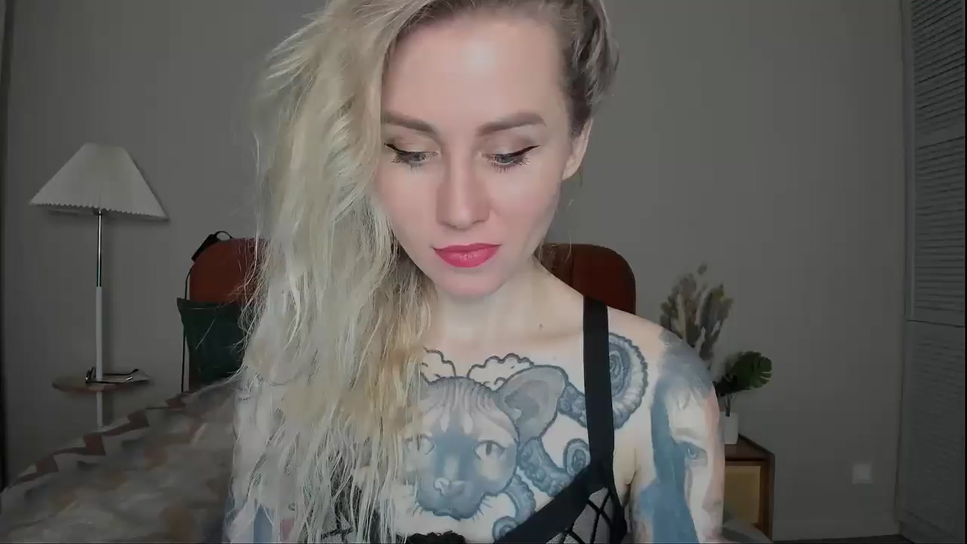 Gallery image thumbnail from Alexa_Smithhh's myfreecams stream on, 03/20/2025, 18:01 image 1 of 20