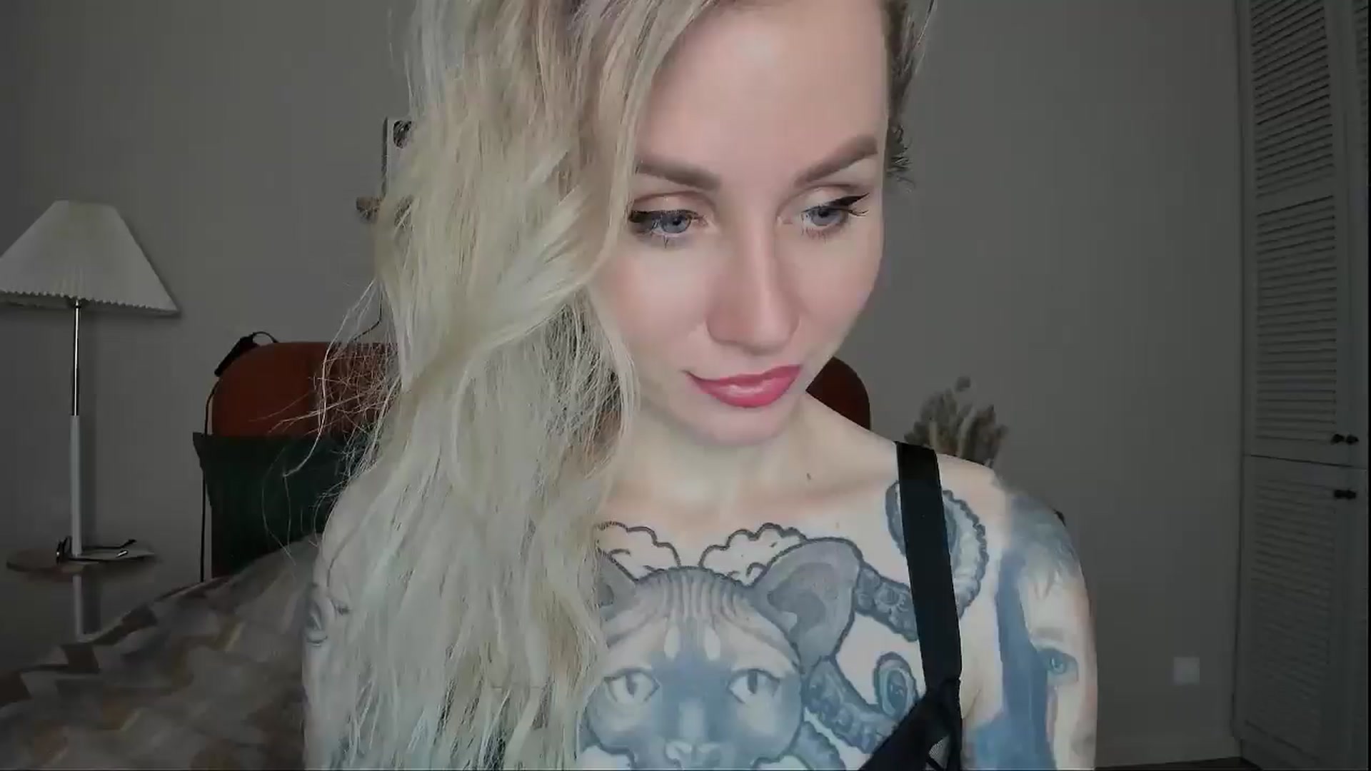 Gallery image thumbnail from Alexa_Smithhh's myfreecams stream on, 03/20/2025, 18:46 image 17 of 20