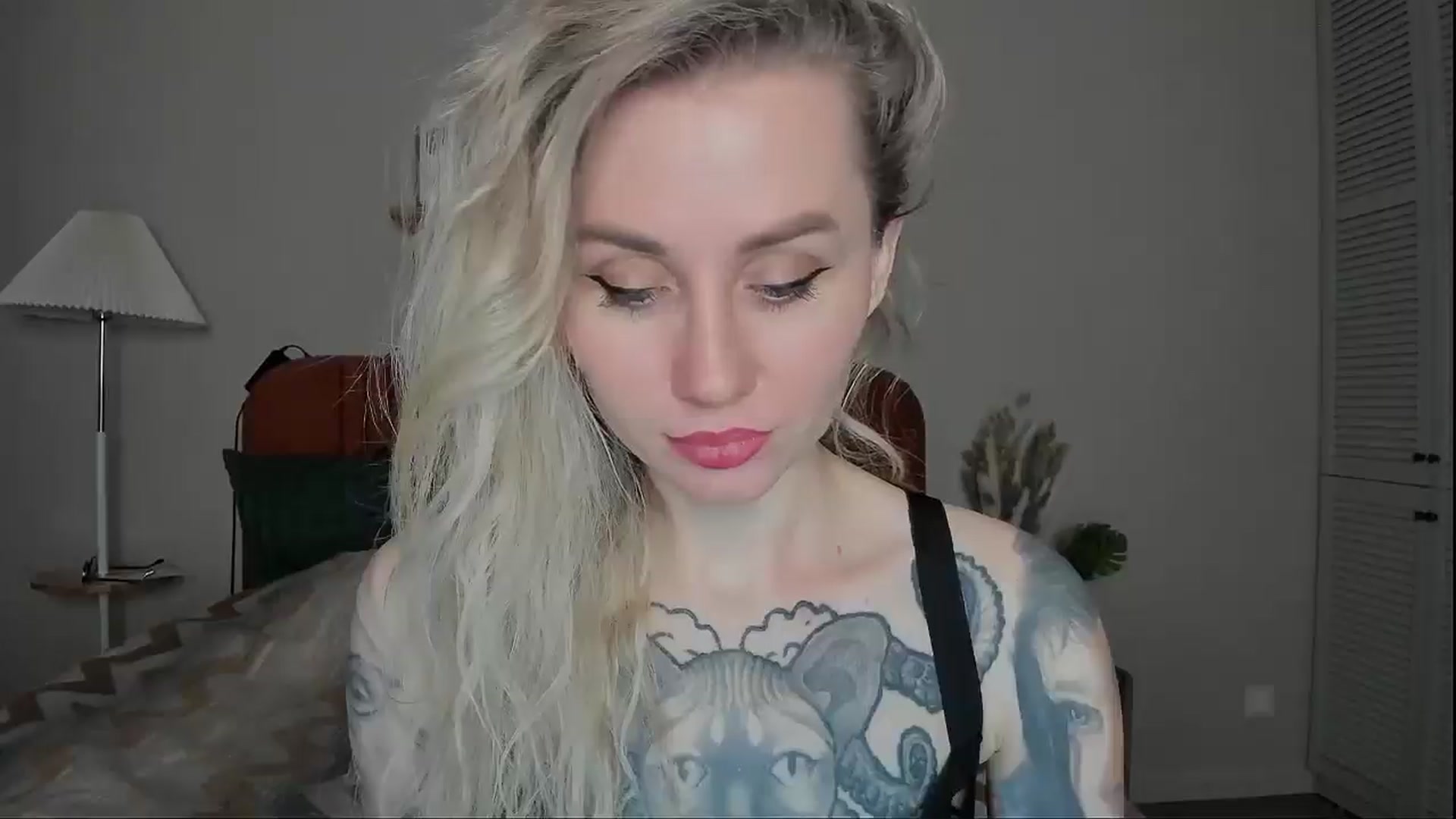 Gallery image thumbnail from Alexa_Smithhh's myfreecams stream on, 03/20/2025, 18:46 image 6 of 20