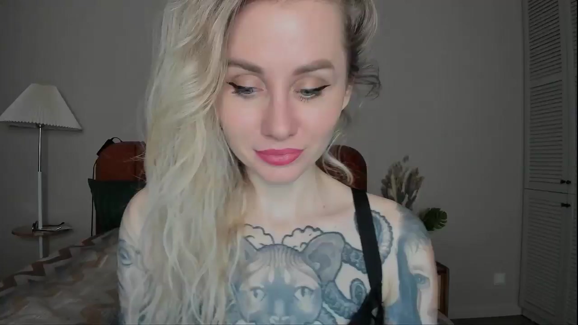 Gallery image thumbnail from Alexa_Smithhh's myfreecams stream on, 03/20/2025, 18:46 image 4 of 20