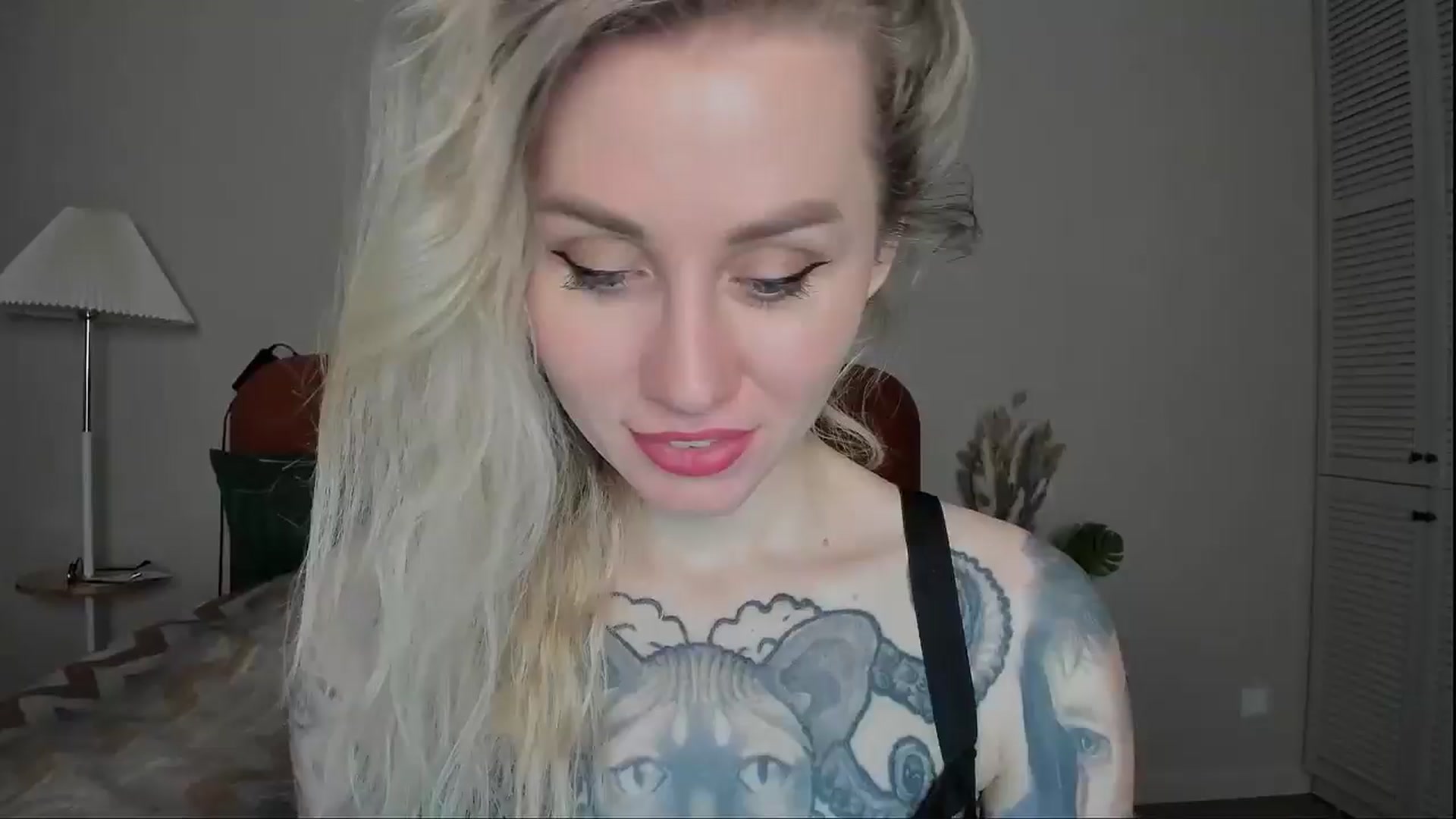 Gallery image thumbnail from Alexa_Smithhh's myfreecams stream on, 03/20/2025, 18:46 image 2 of 20