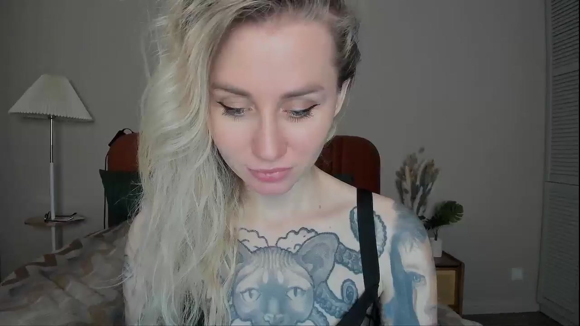 Gallery image thumbnail from Alexa_Smithhh's myfreecams stream on, 03/20/2025, 20:48 image 15 of 20