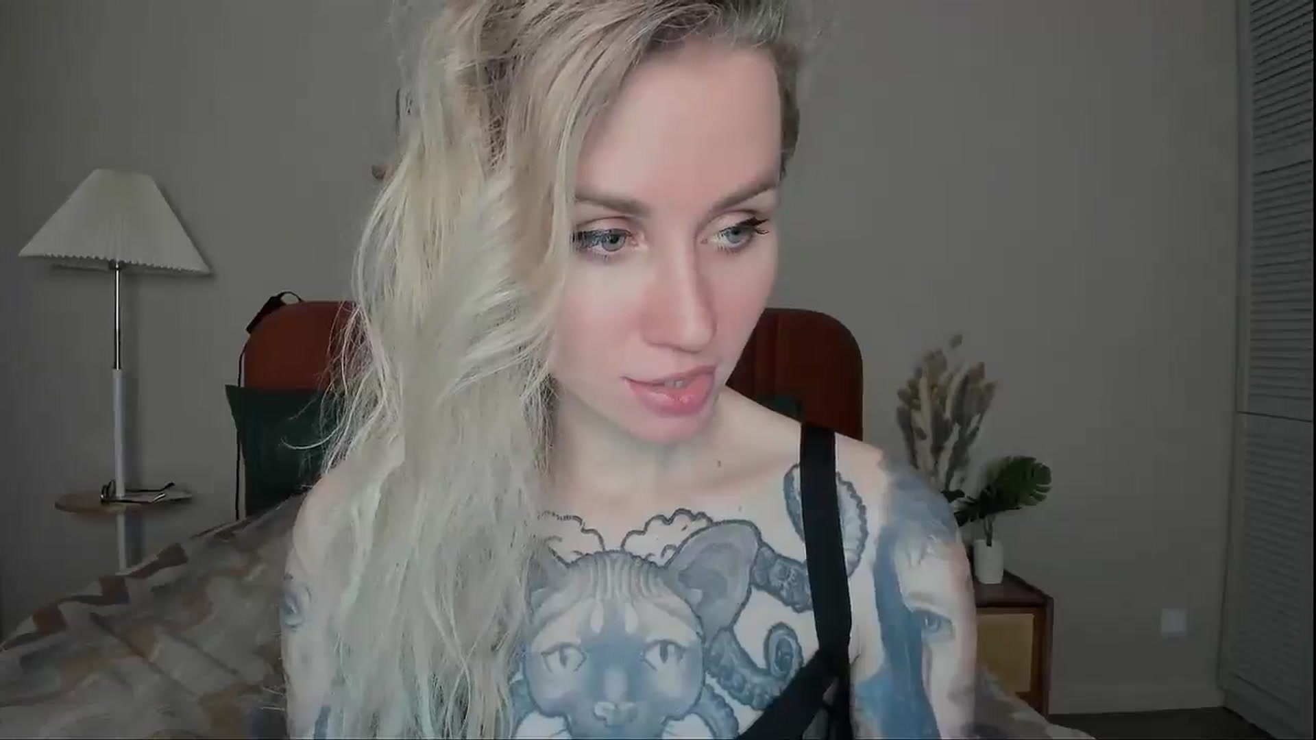 Gallery image thumbnail from Alexa_Smithhh's myfreecams stream on, 03/20/2025, 20:48 image 16 of 20