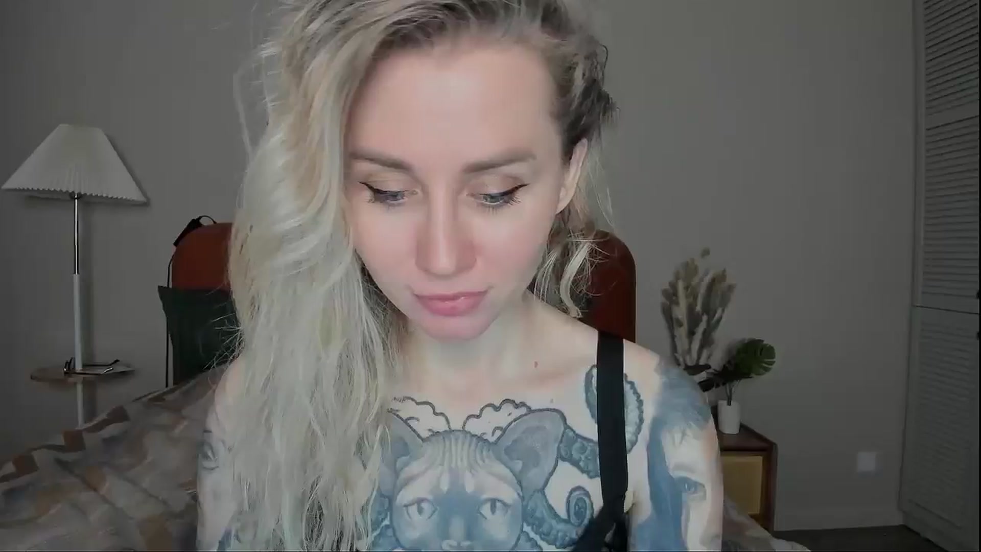 Gallery image thumbnail from Alexa_Smithhh's myfreecams stream on, 03/20/2025, 20:48 image 13 of 20