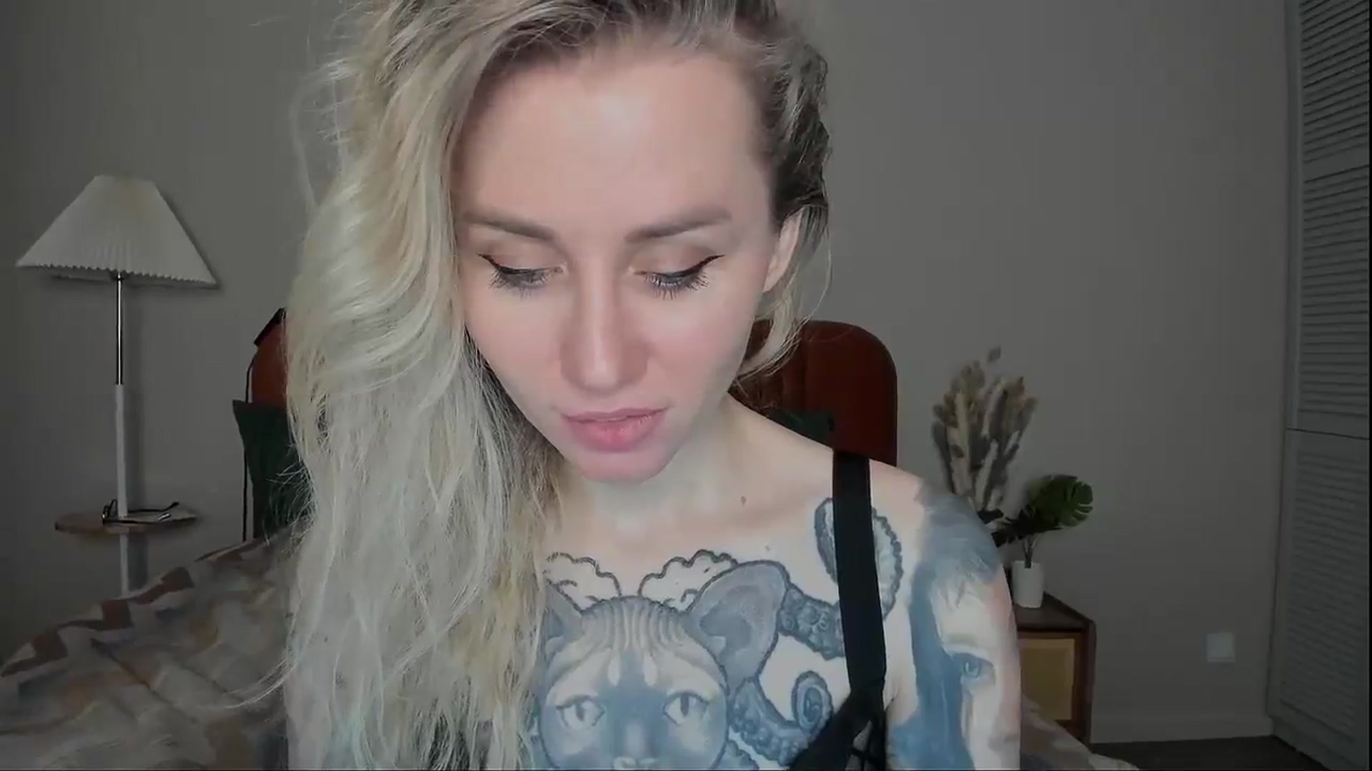 Gallery image thumbnail from Alexa_Smithhh's myfreecams stream on, 03/20/2025, 20:48 image 18 of 20