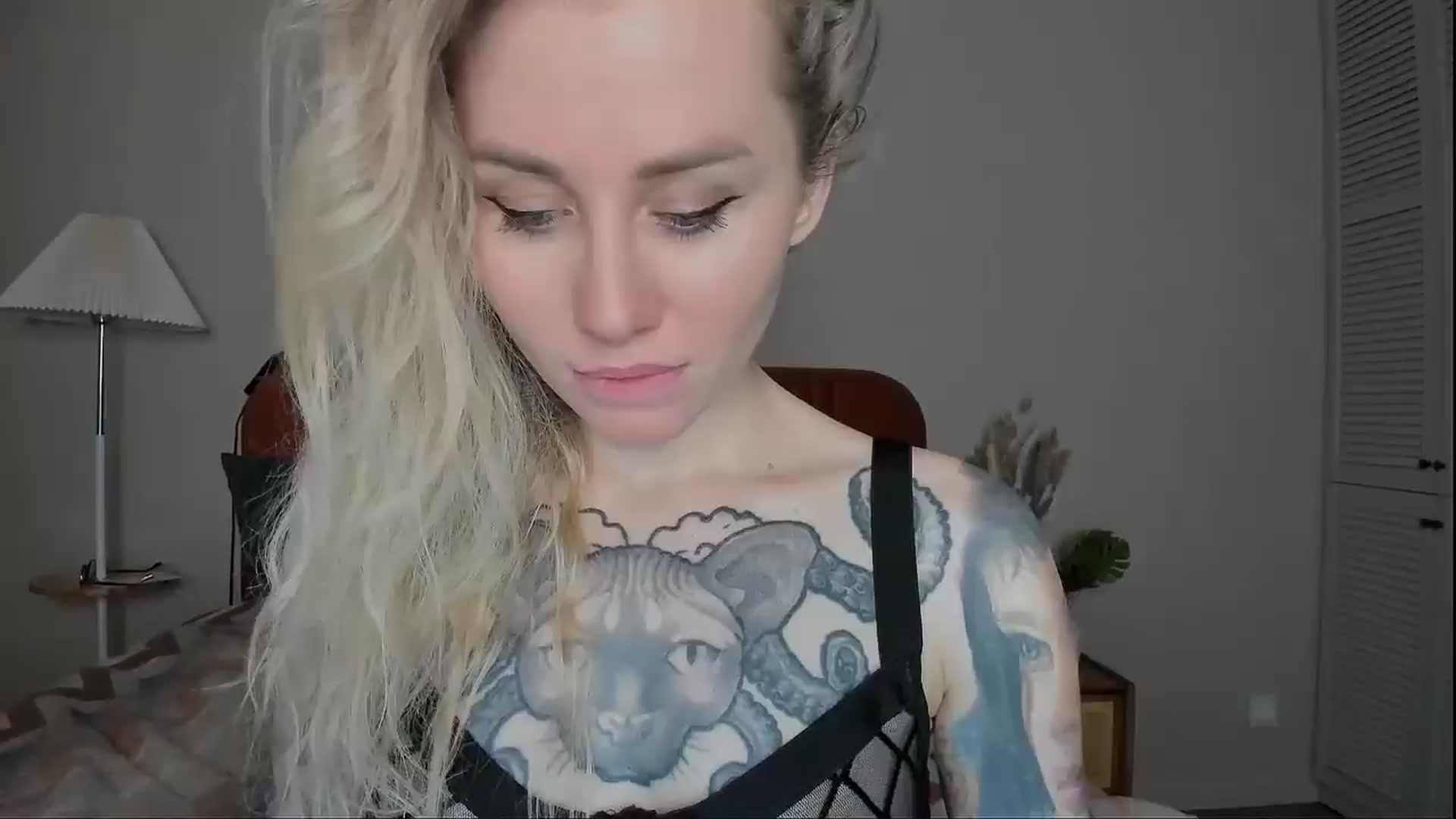 Gallery image thumbnail from Alexa_Smithhh's myfreecams stream on, 03/20/2025, 20:48 image 5 of 20