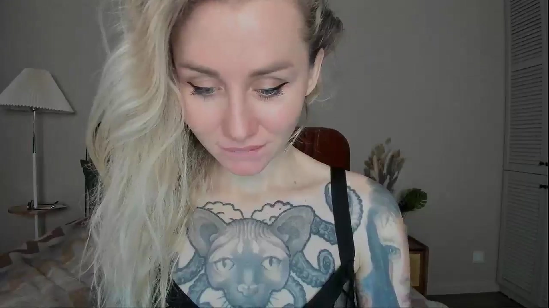 Gallery image thumbnail from Alexa_Smithhh's myfreecams stream on, 03/20/2025, 20:48 image 11 of 20